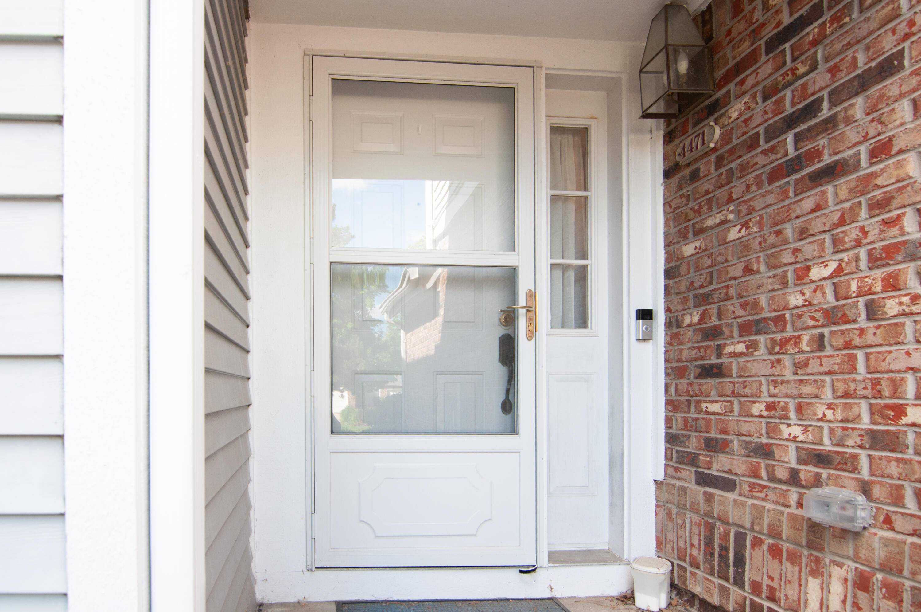 Ann Arbor, MI 48105,4471 Hillside Ct. Court