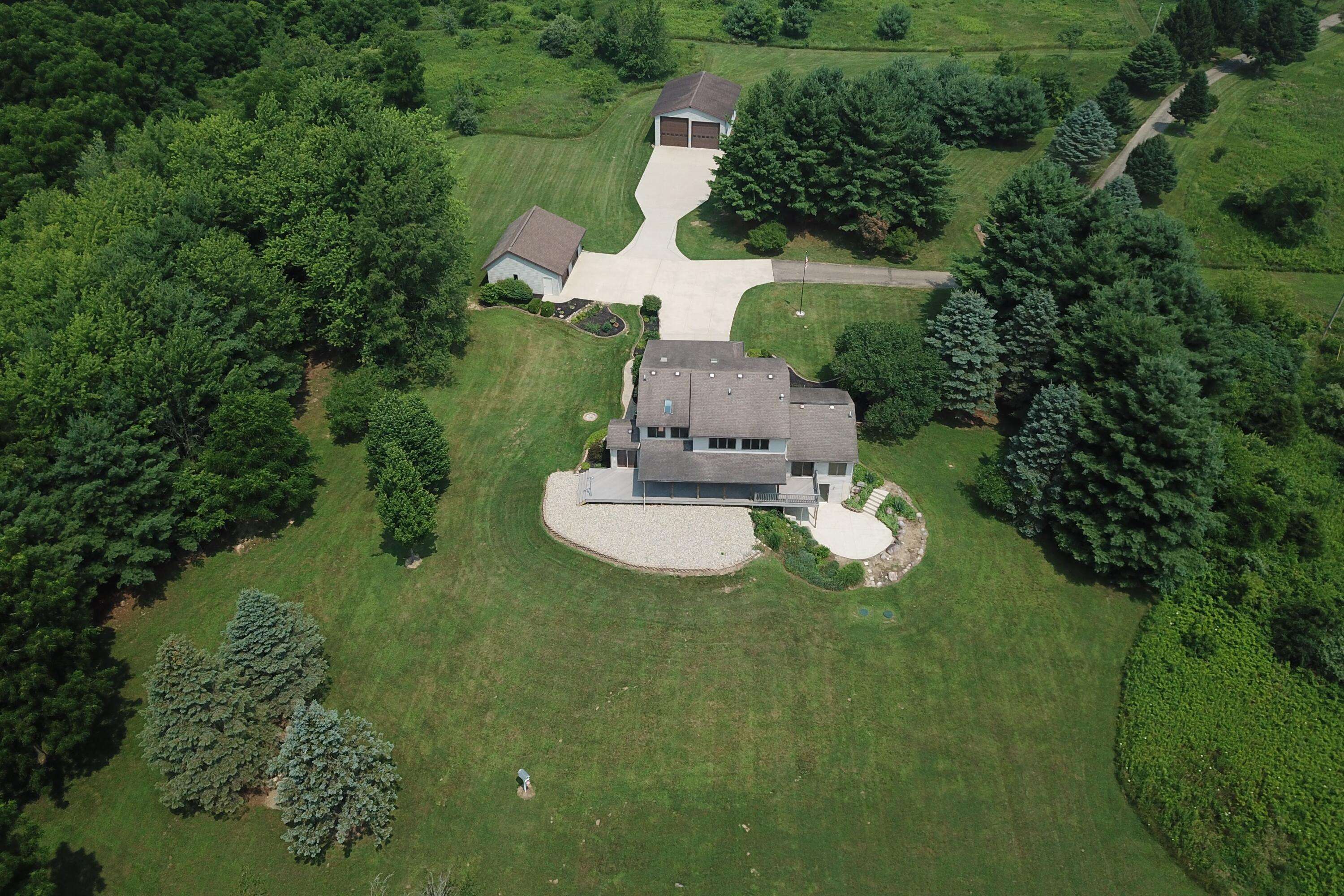 Bellevue, MI 49021,533 Sherwood Road