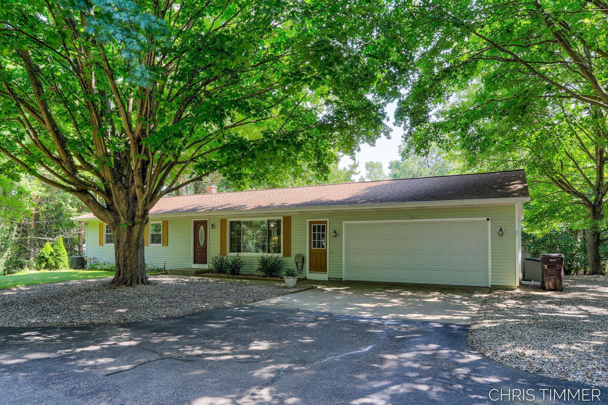 Holland, MI 49424,15528 James Street
