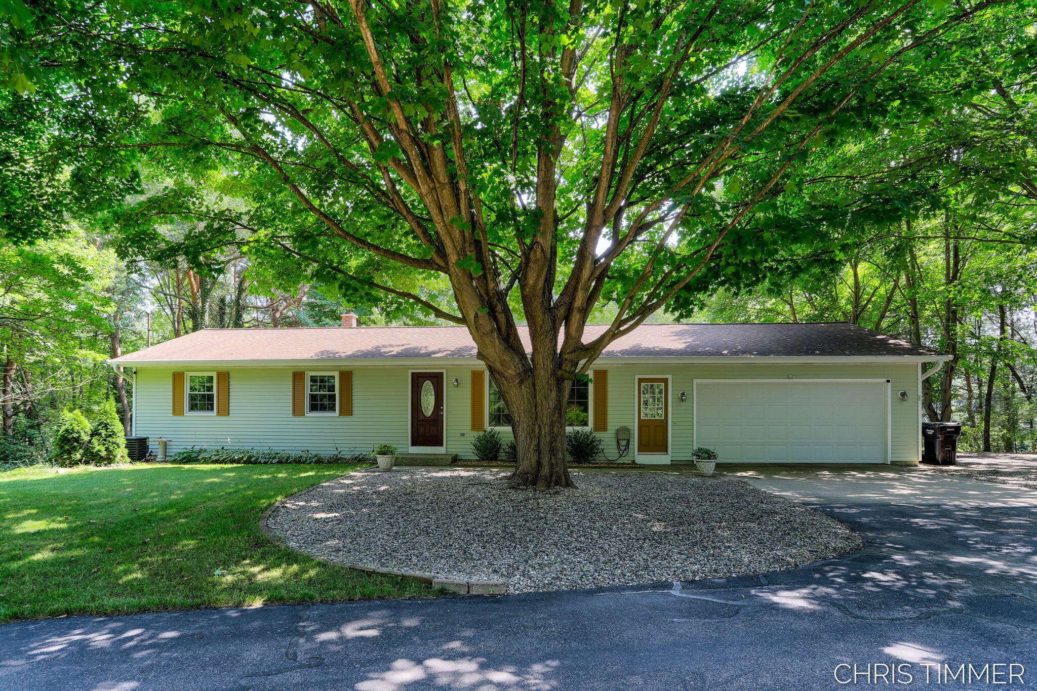 Holland, MI 49424,15528 James Street