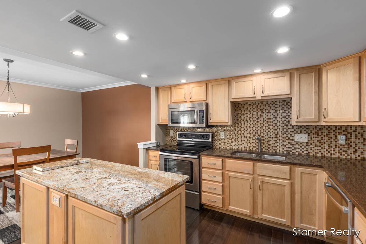 Grand Rapids, MI 49503,30 College SE Avenue #46