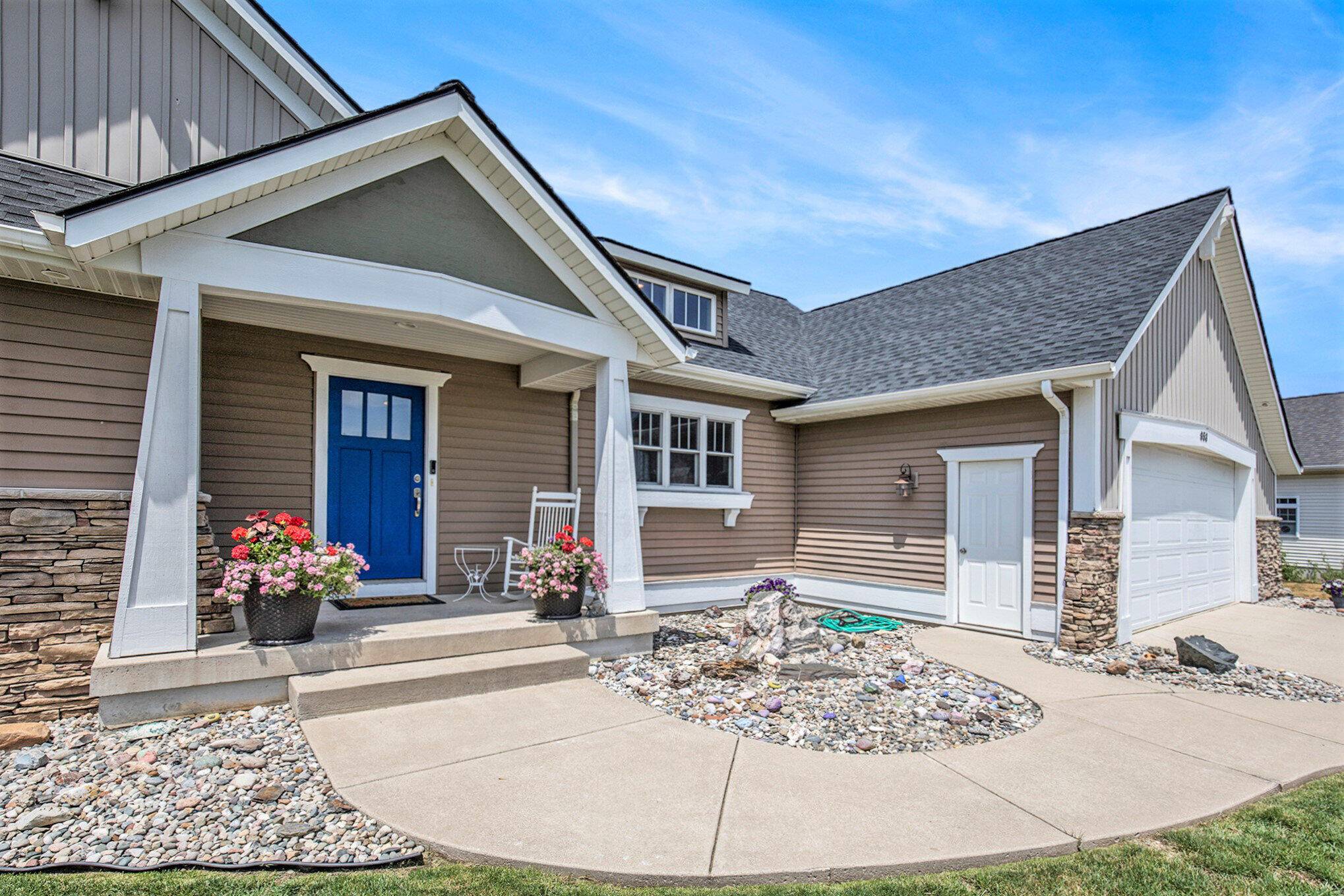 Jenison, MI 49428,953 Golfside Court
