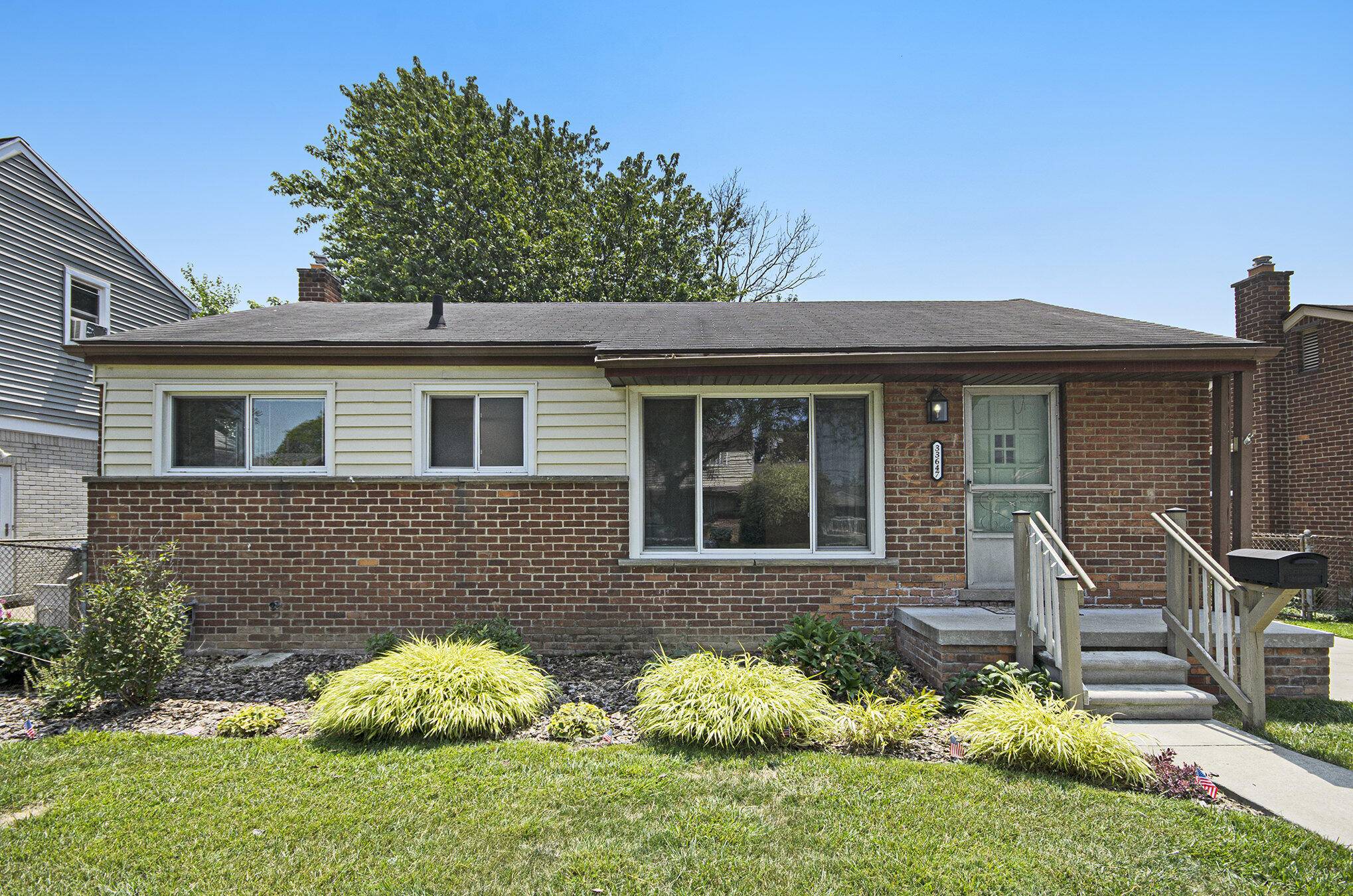 Garden City, MI 48135,33647 Kathryn Street