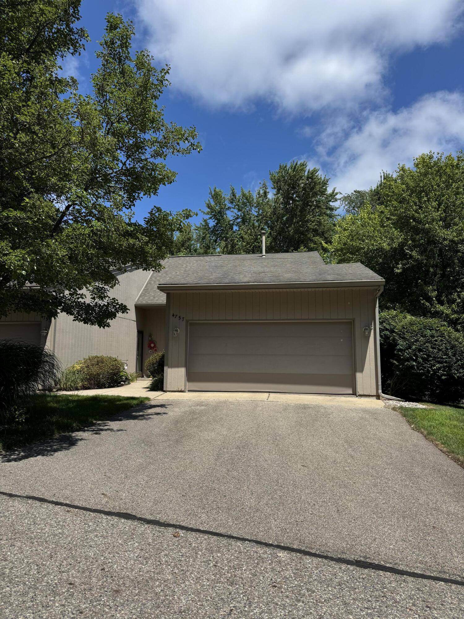 Grand Rapids, MI 49525,4757 Rockvalley NE Drive