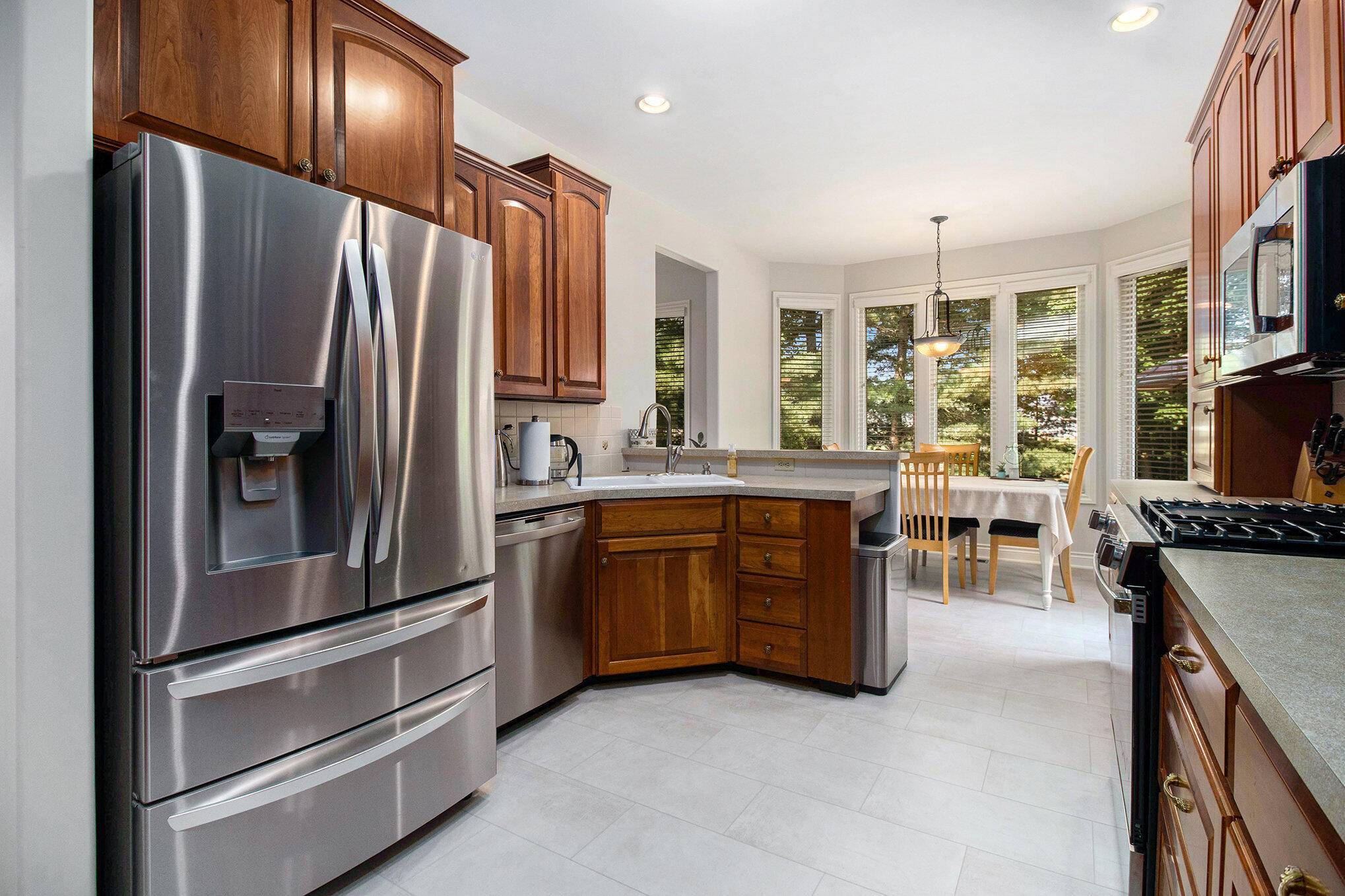 Hudsonville, MI 49426,7839 Oak Tree Lane