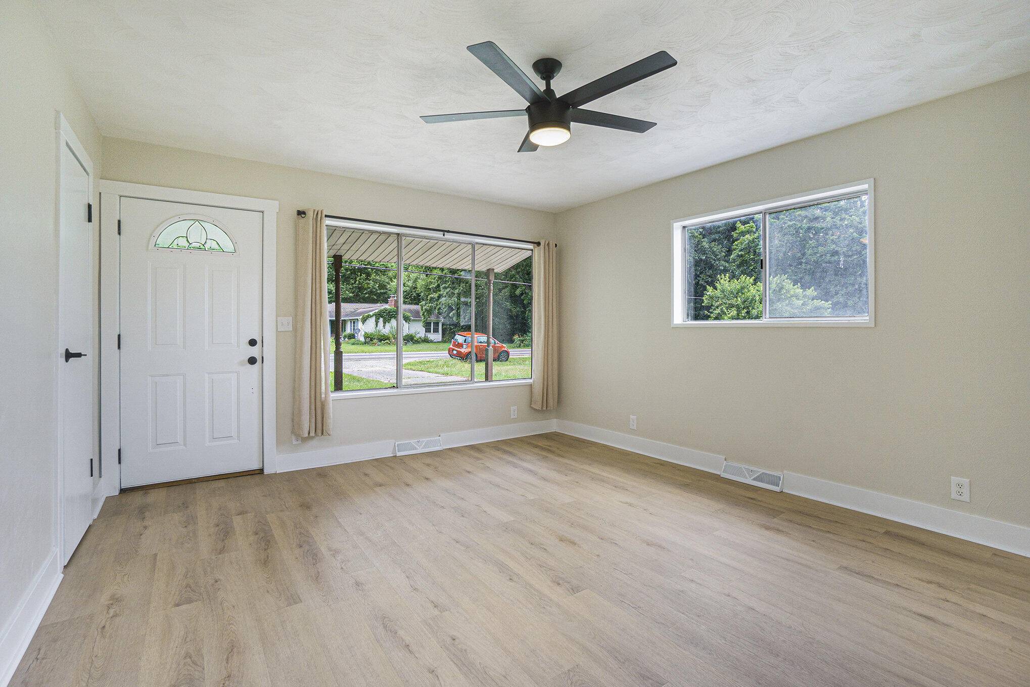 Three Rivers, MI 49093,17083 Lovers Lane