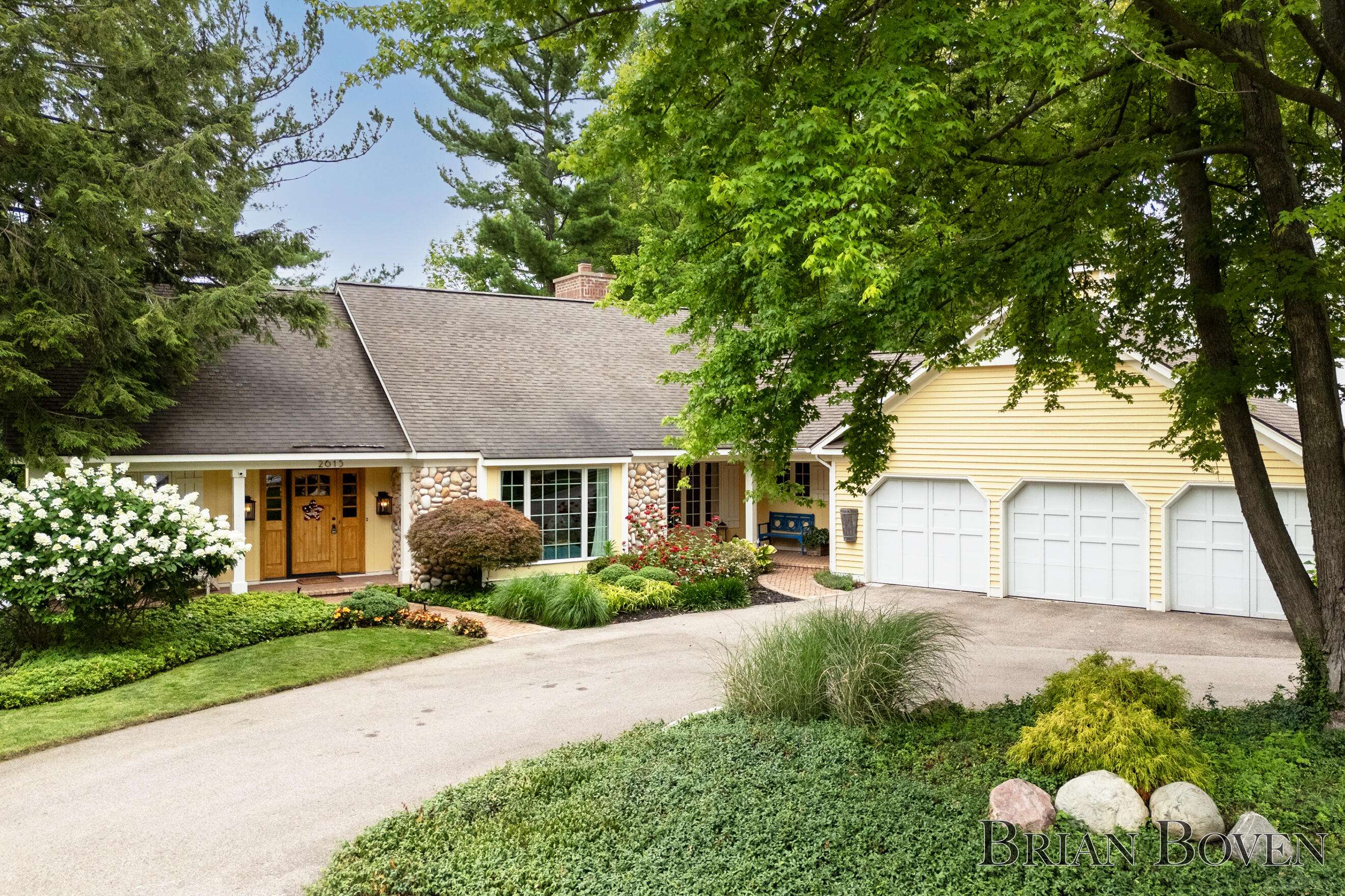 Grand Rapids, MI 49546,2615 Greentree SE Drive