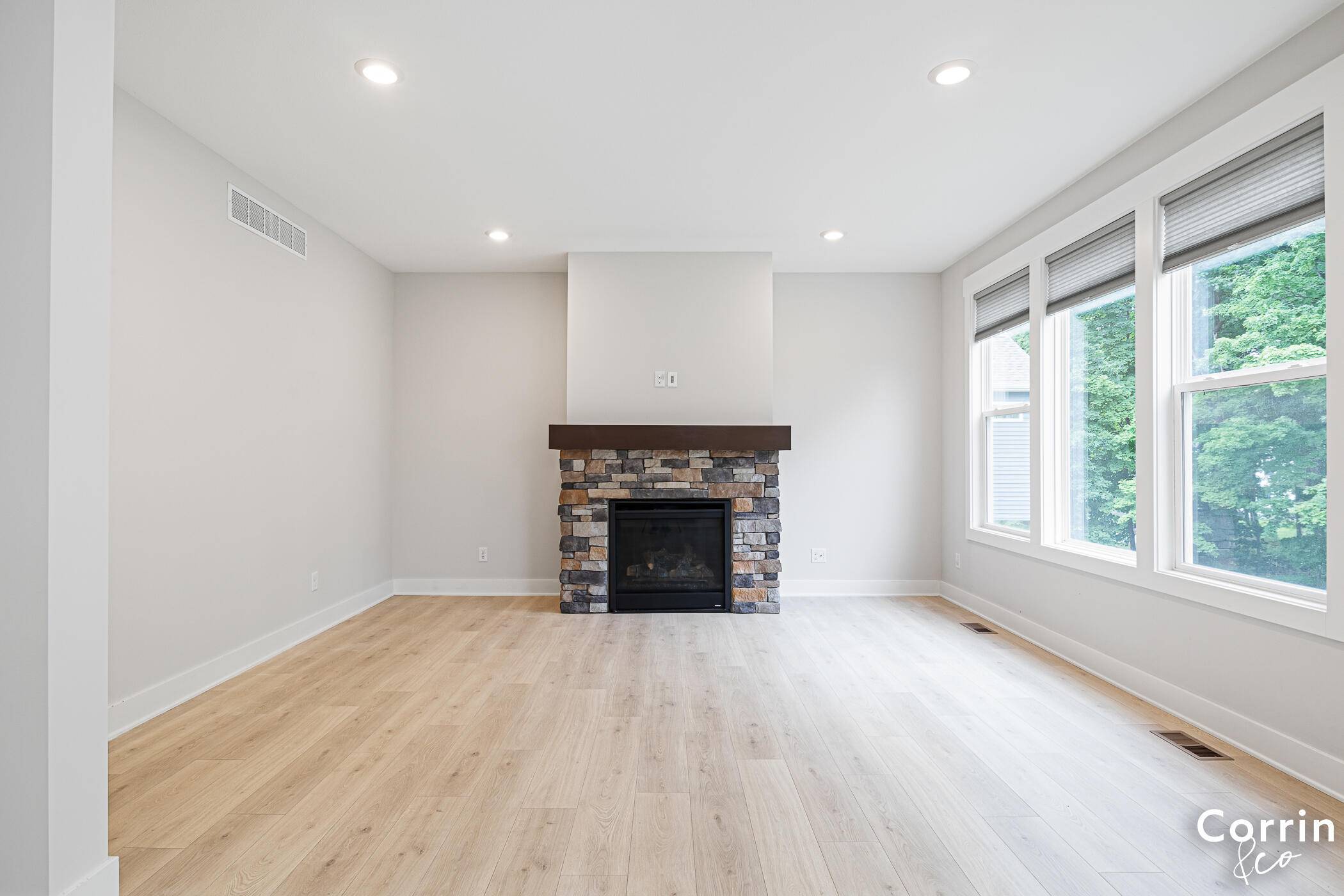 Rockford, MI 49341,295 Glenbrook NE Drive