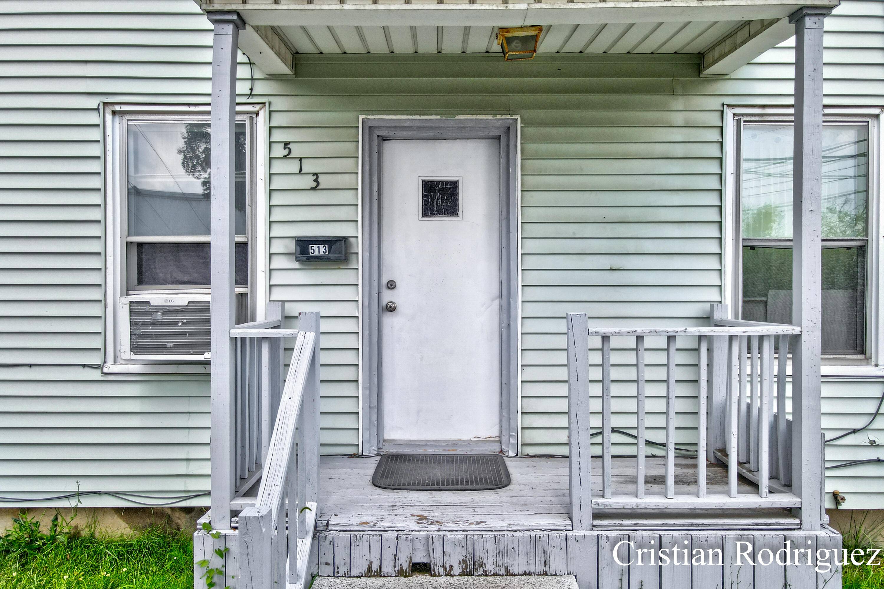 Grand Rapids, MI 49503,513 Crofton SW Street