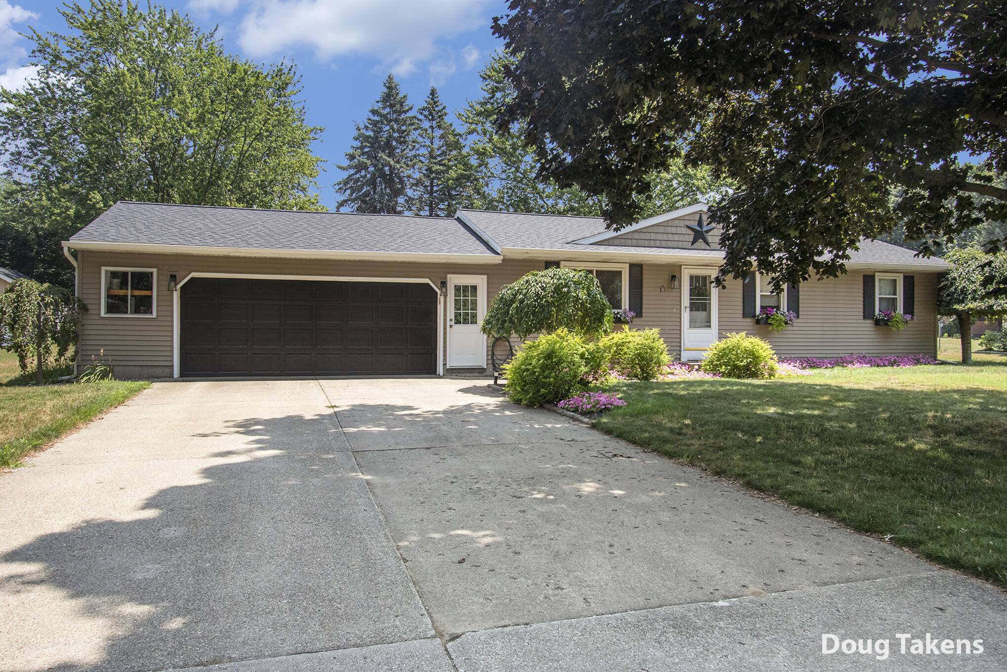 Hudsonville, MI 49426,1306 Carol Drive