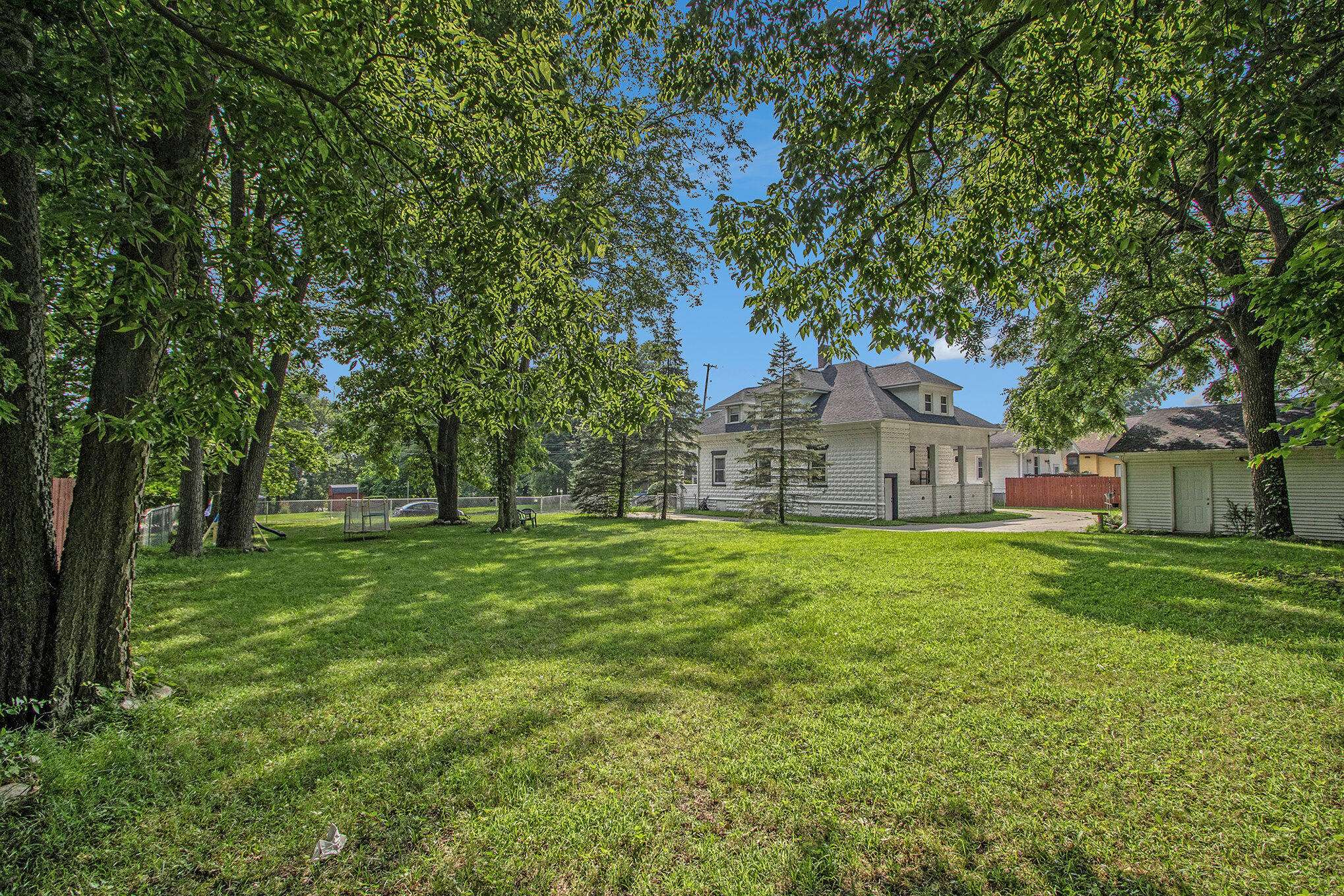 Battle Creek, MI 49037,726 W W Van Buren St. Street
