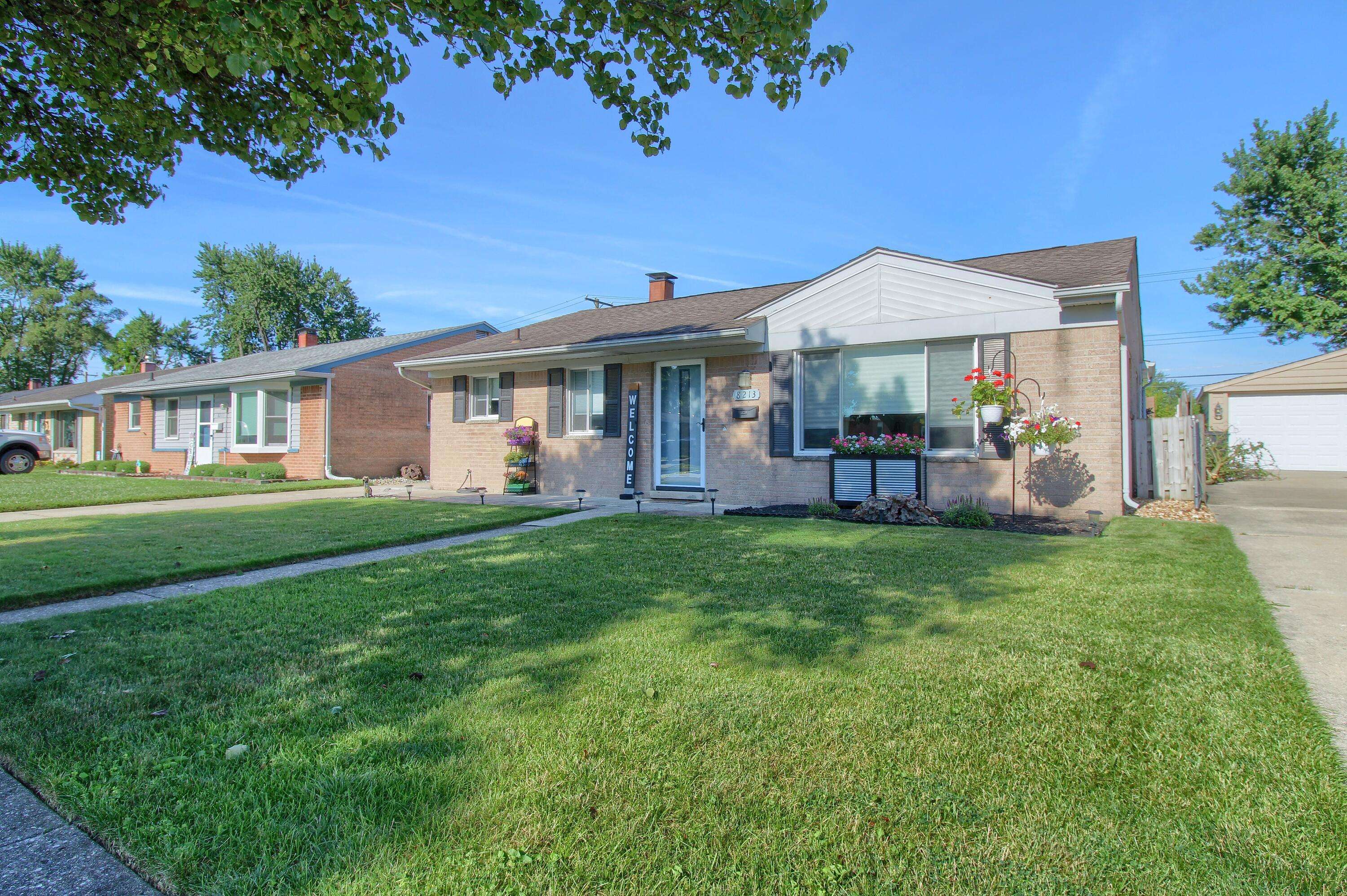 Westland, MI 48185,8213 Hillcrest Boulevard Boulevard