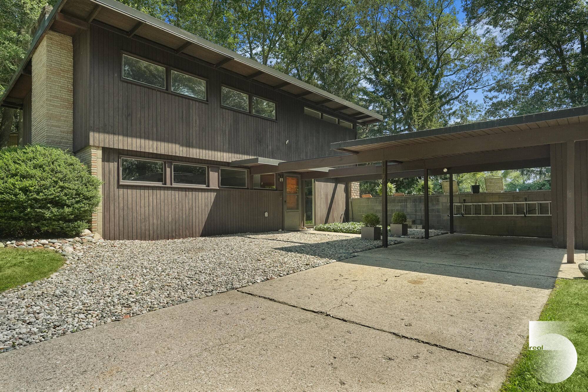Grand Rapids, MI 49508,1174 Fuller SE Court