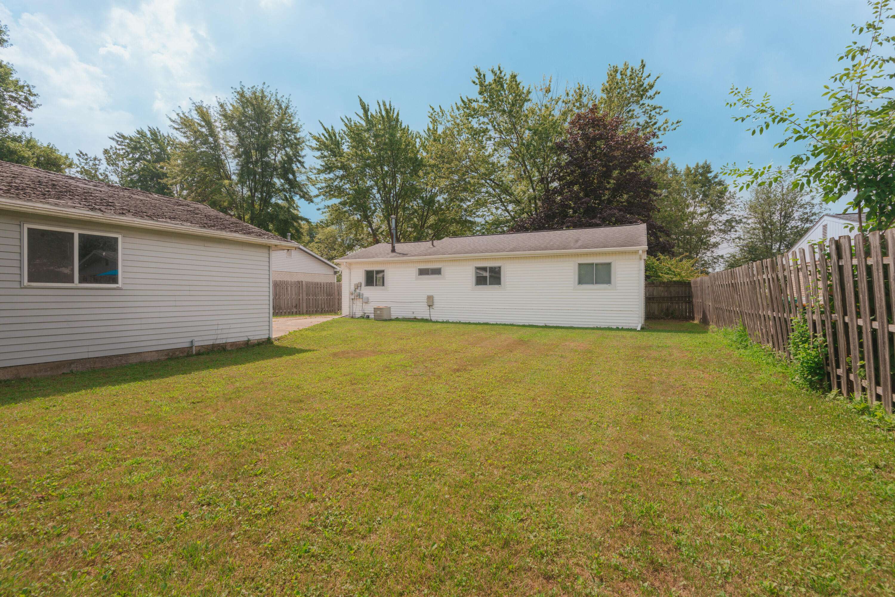 Belleville, MI 48111,42070 Mcbride Avenue