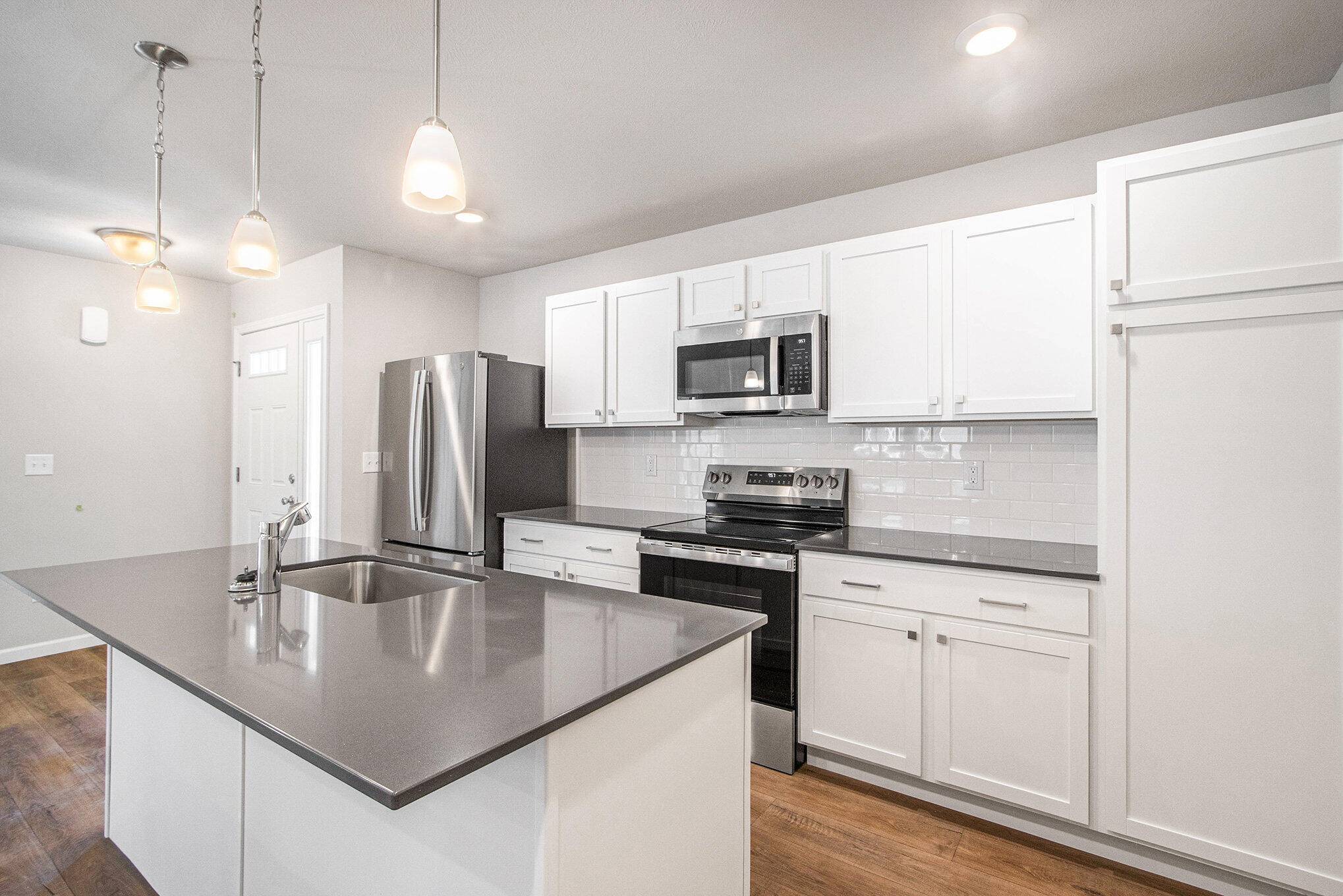 Three Rivers, MI 49093,522 Mckinley Court