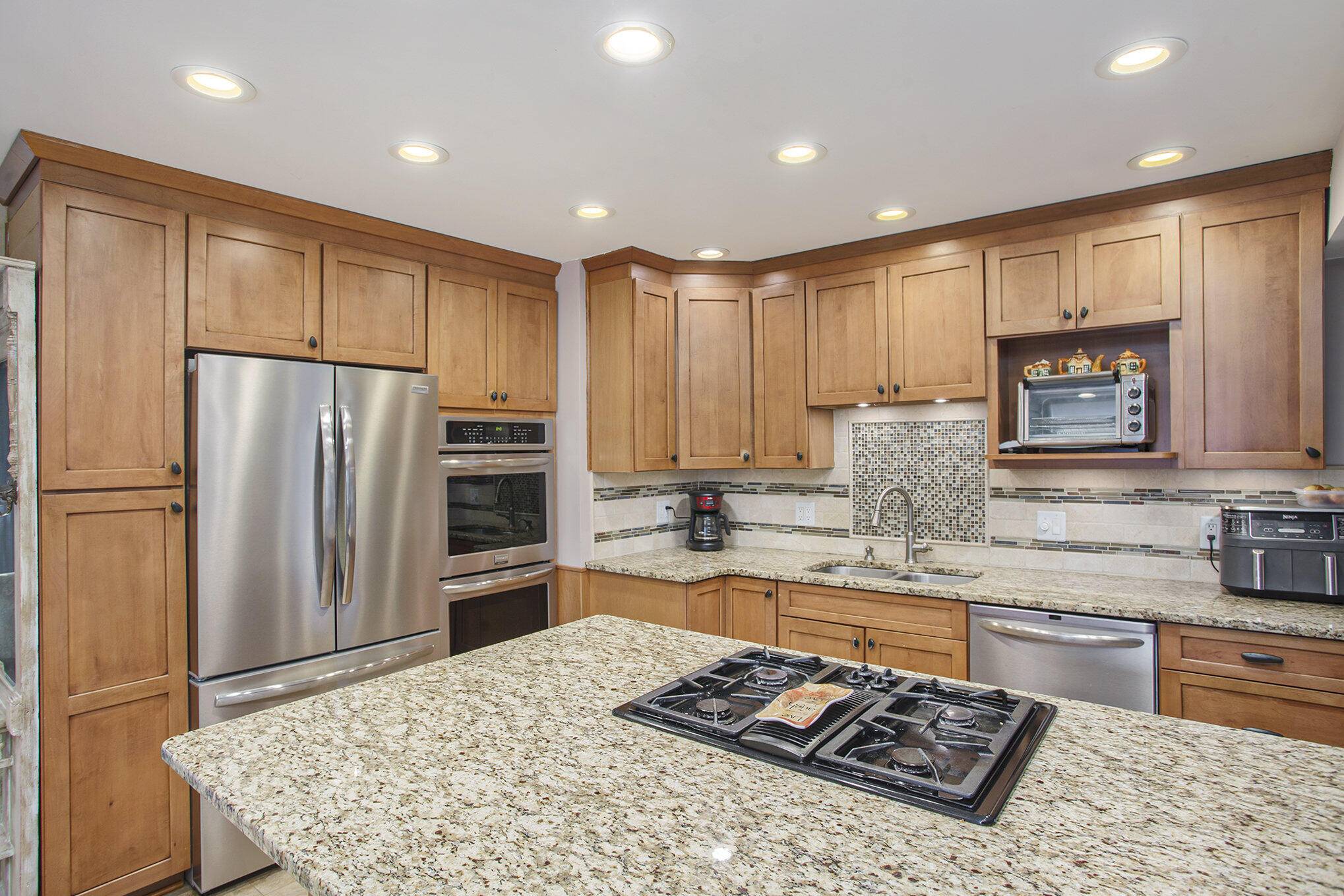 Shelby Twp, MI 48316,53285 Bancroft Drive