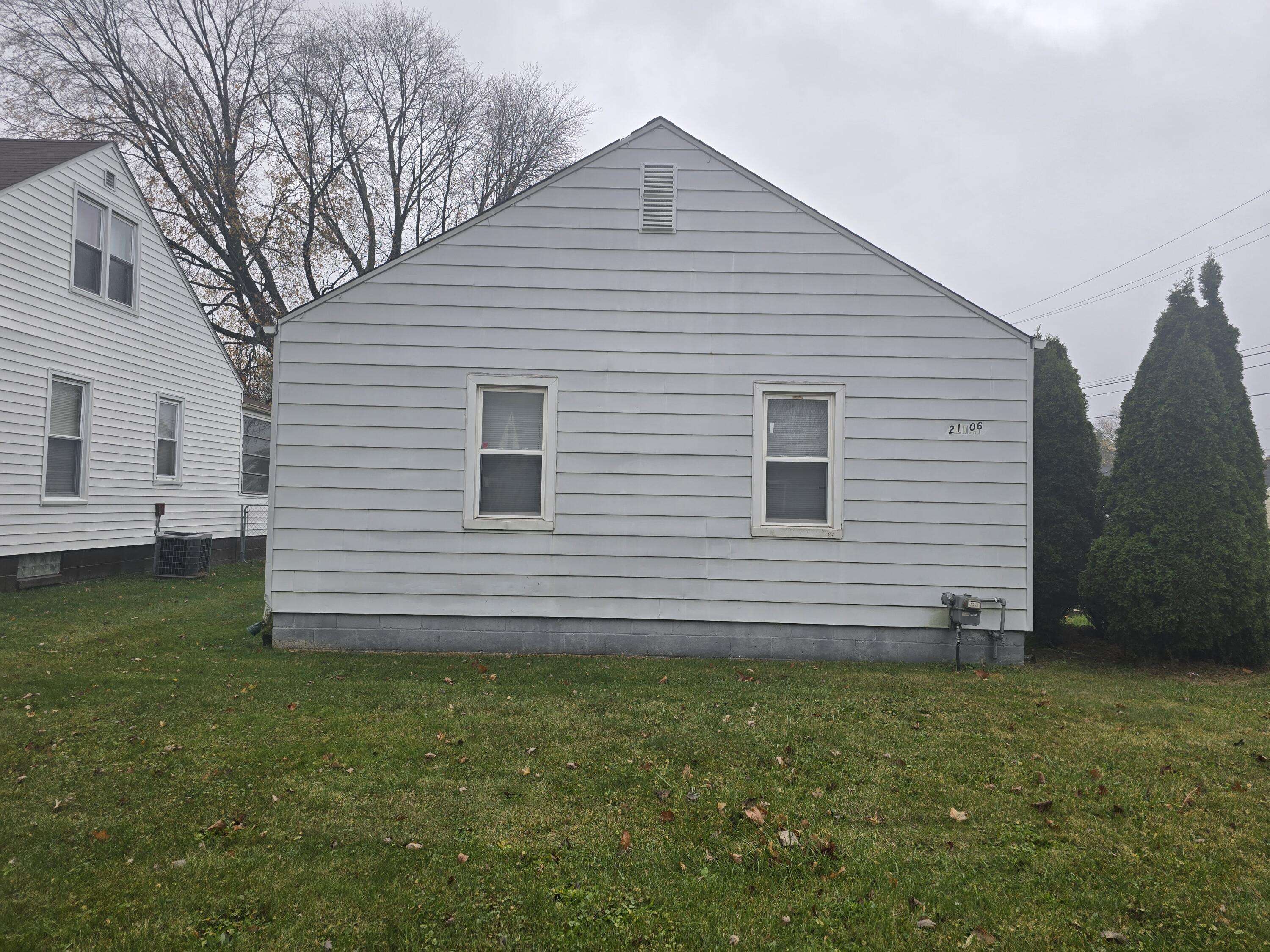 Eastpointe, MI 48021,21706 Rausch Avenue