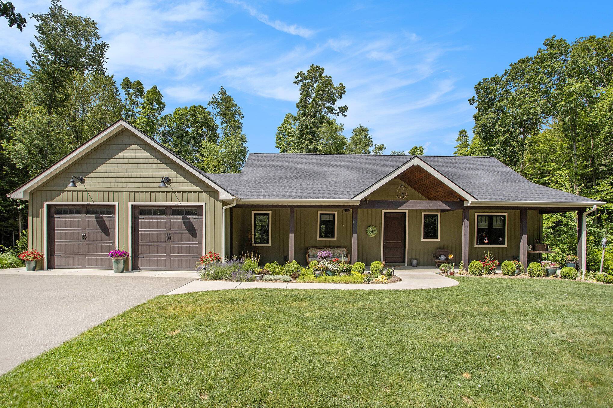 Delton, MI 49046,7789 Kirkshire Drive