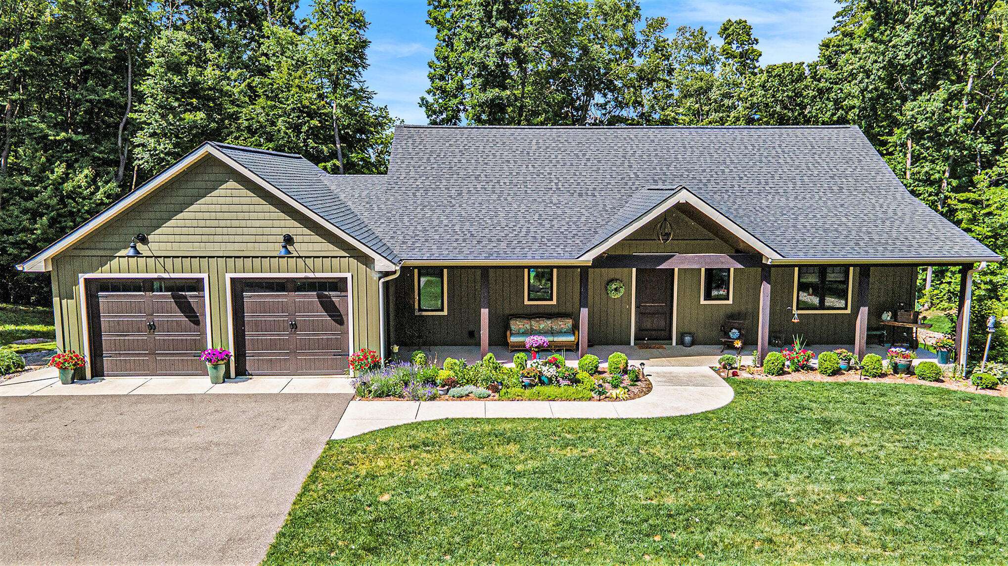 Delton, MI 49046,7789 Kirkshire Drive
