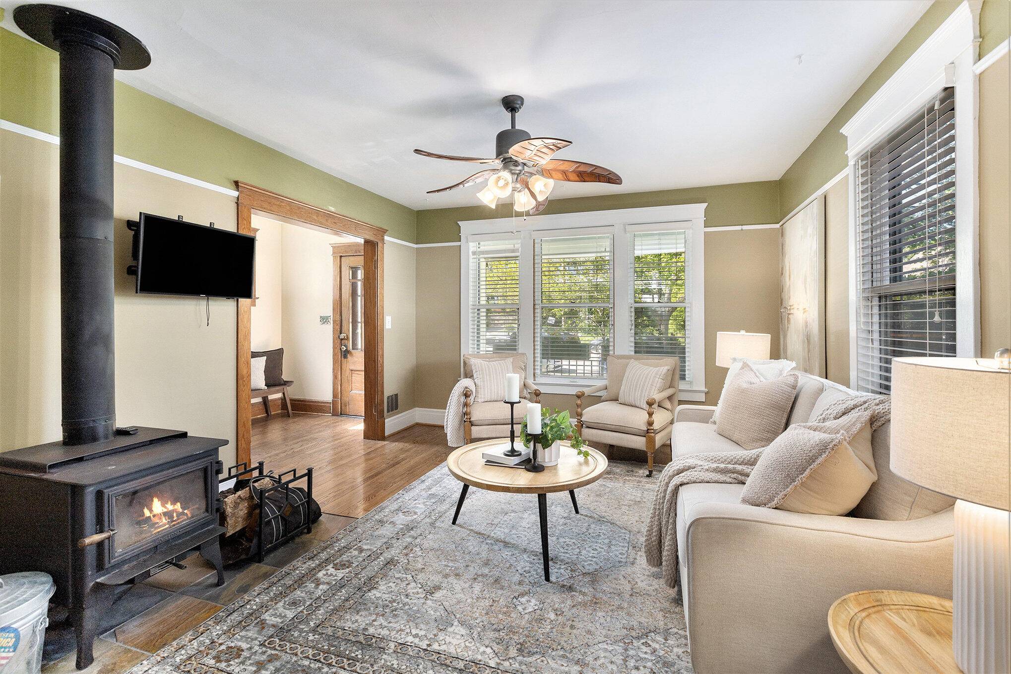 Ann Arbor, MI 48103,721 W Washington Street