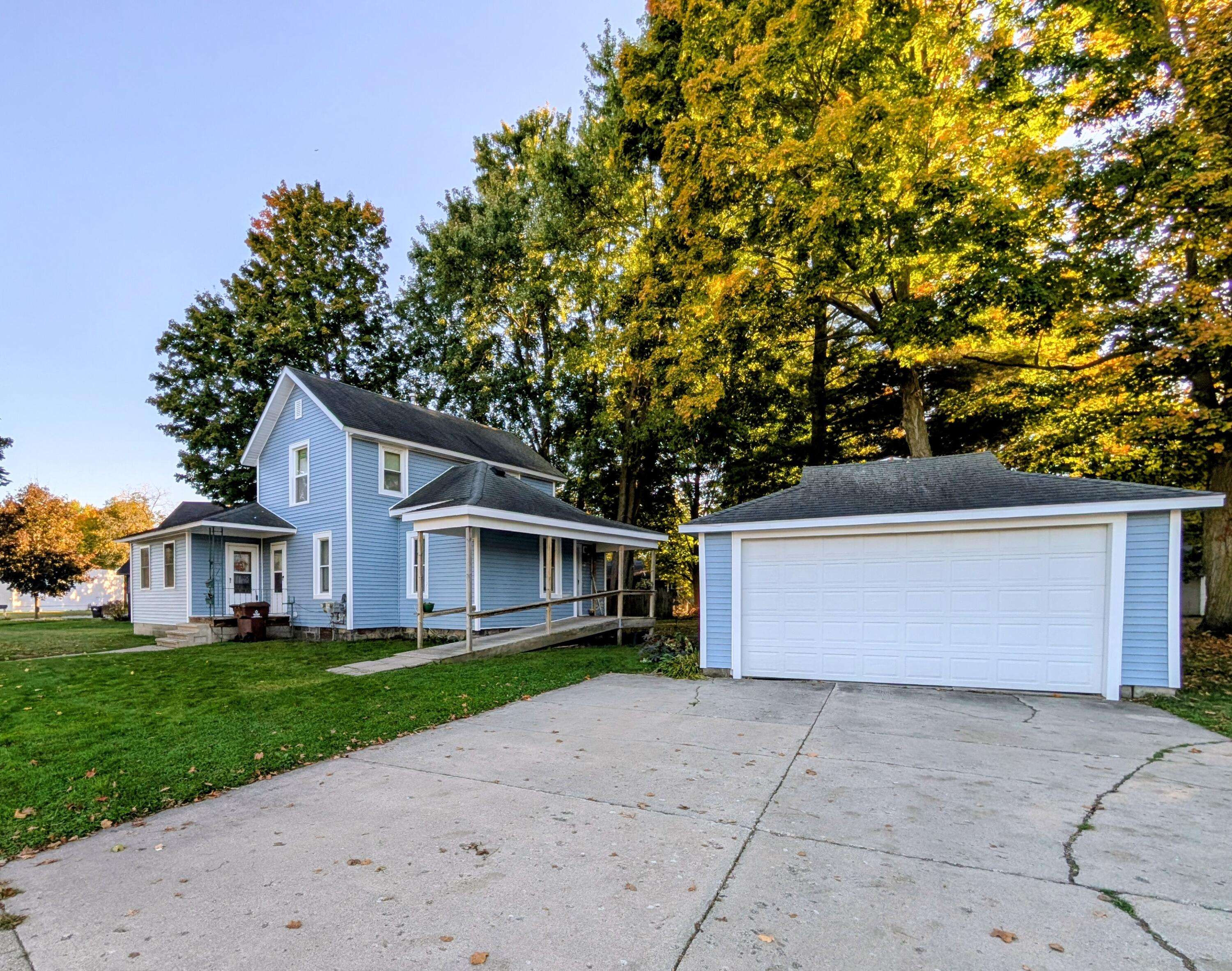 Hastings, MI 49058,520 E State Street