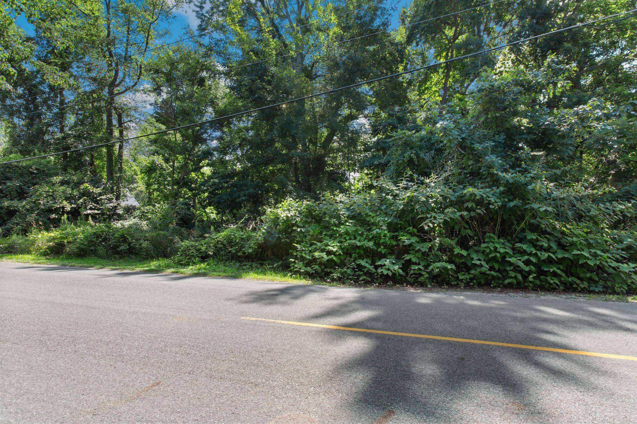 New Buffalo, MI 49117,10520 Marquette Drive