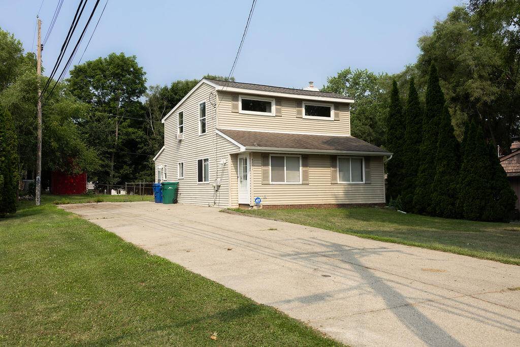 Waterford, MI 48329,4281 Marcus Road