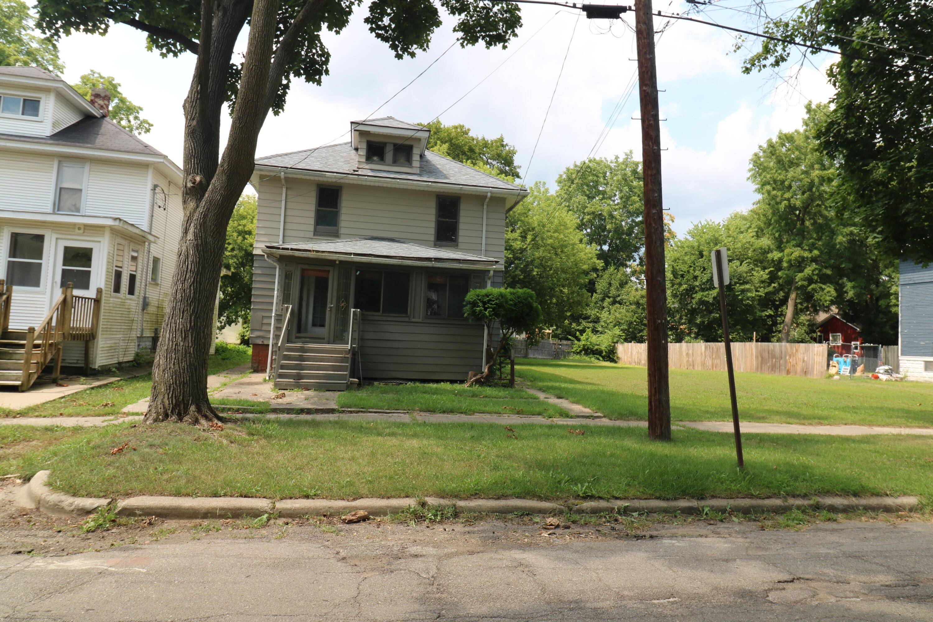 Jackson, MI 49203,1014 Woodbridge Street