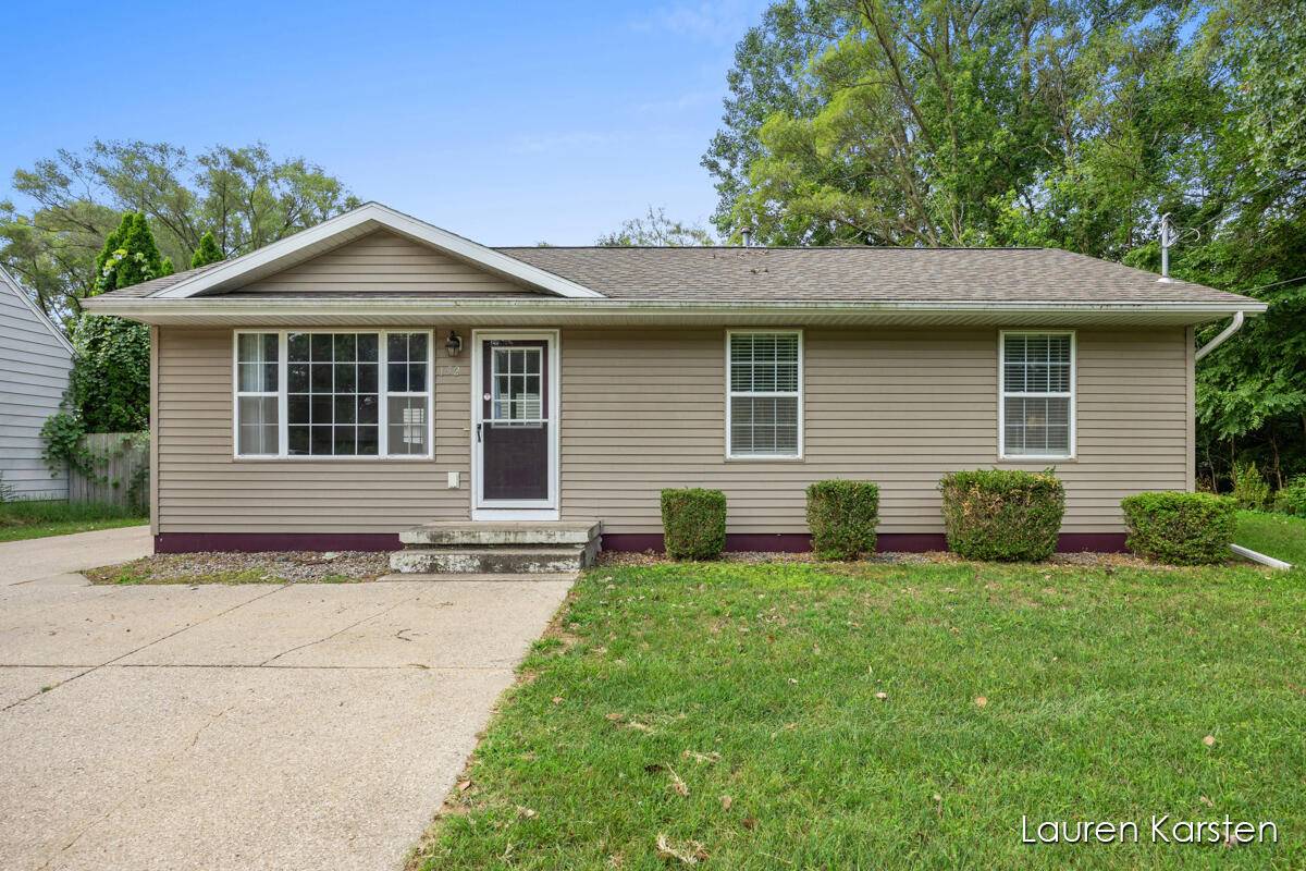 Kentwood, MI 49548,152 52nd SE Street
