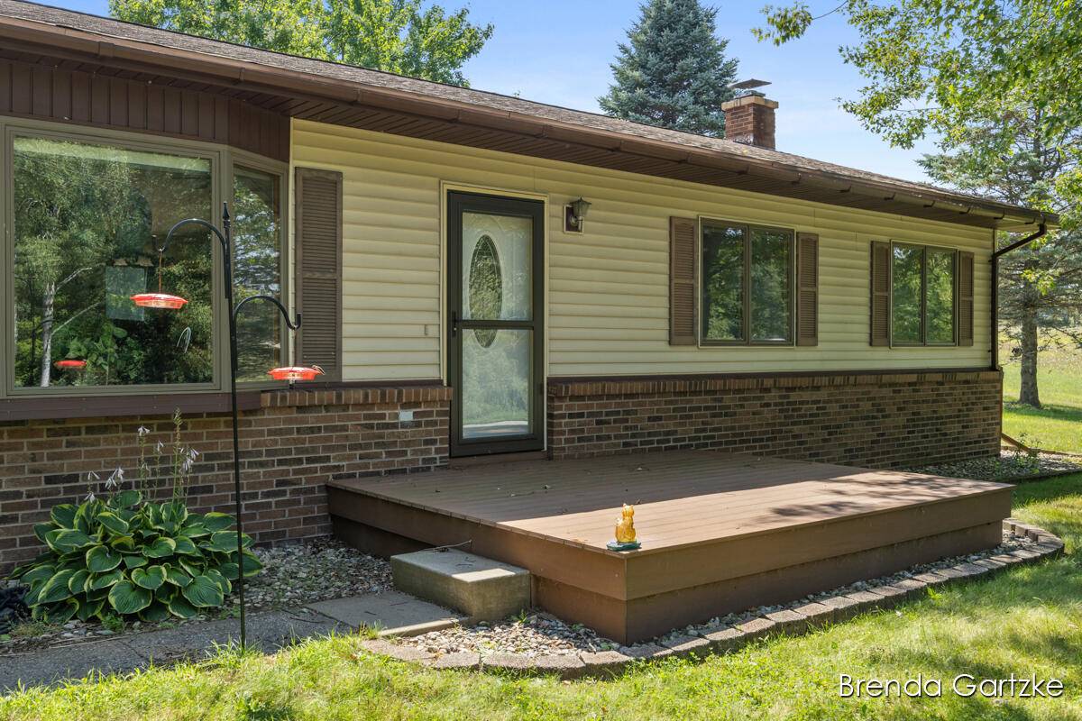 White Cloud, MI 49349,7480 E 5 Mile Road