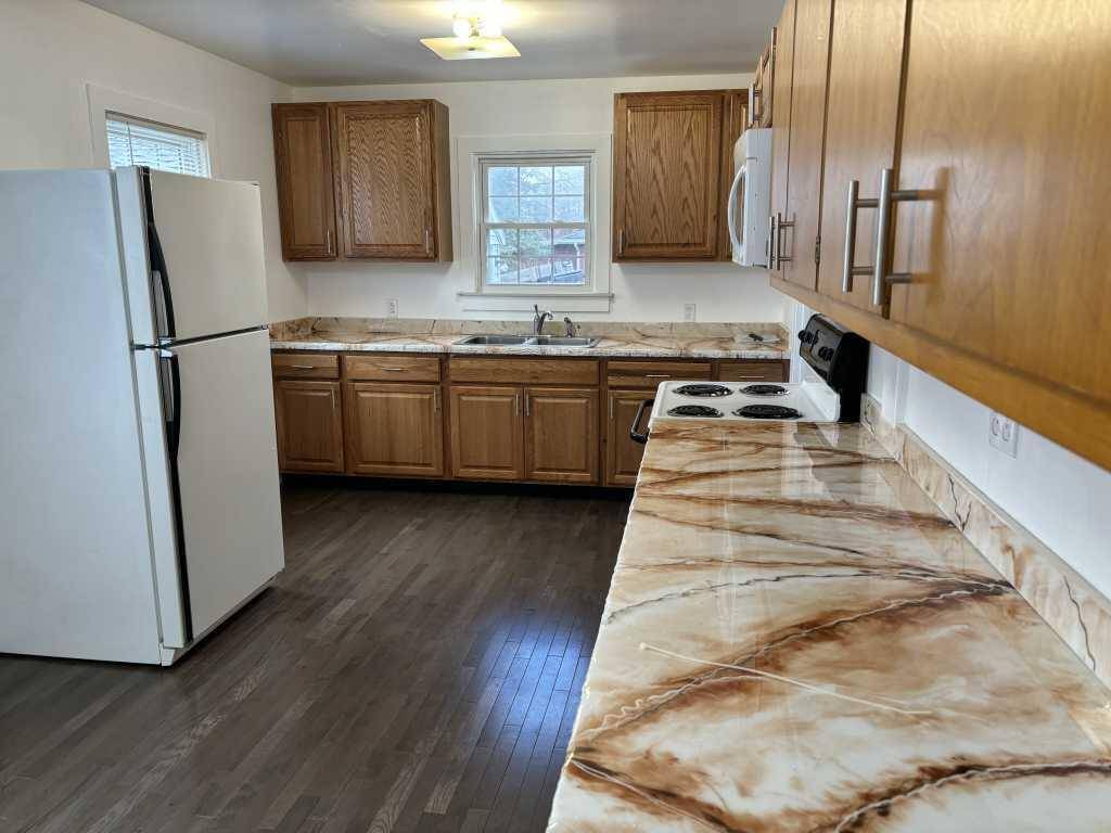 Hillsdale, MI 49242,16 W Lynwood Boulevard