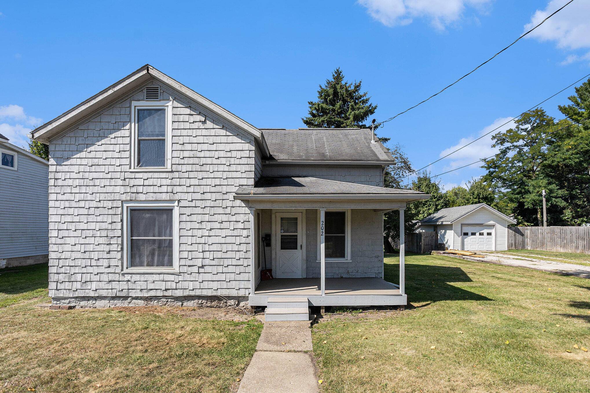 Sturgis, MI 49091,202 N Clay Street