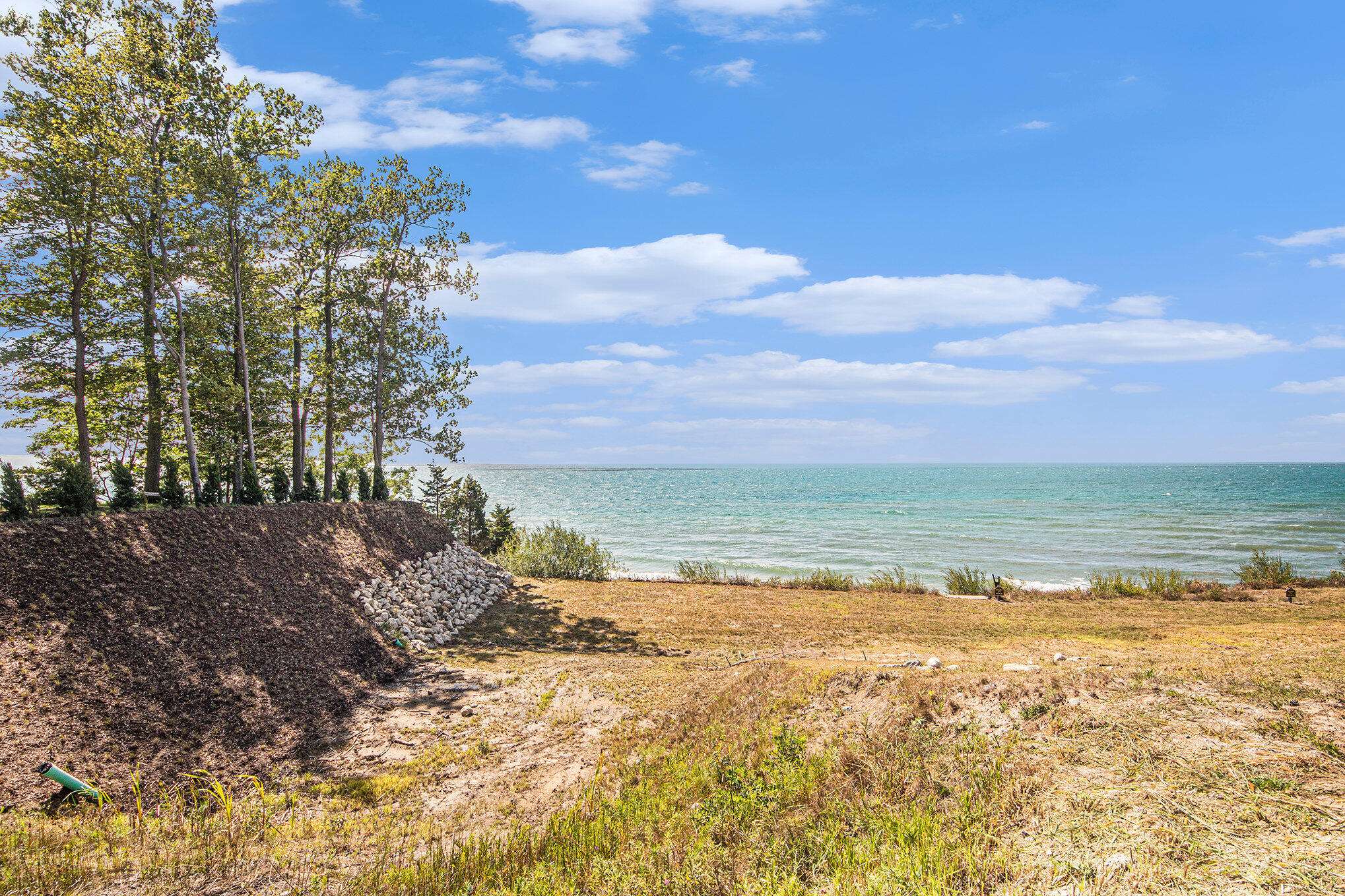 Fennville, MI 49408,2572 Lakeshore Drive