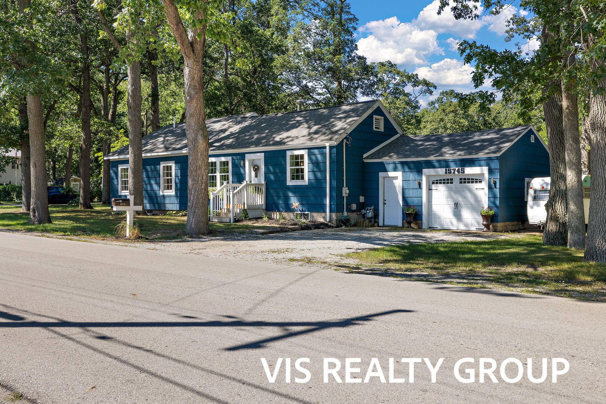 Spring Lake, MI 49456,15745 Beach Drive