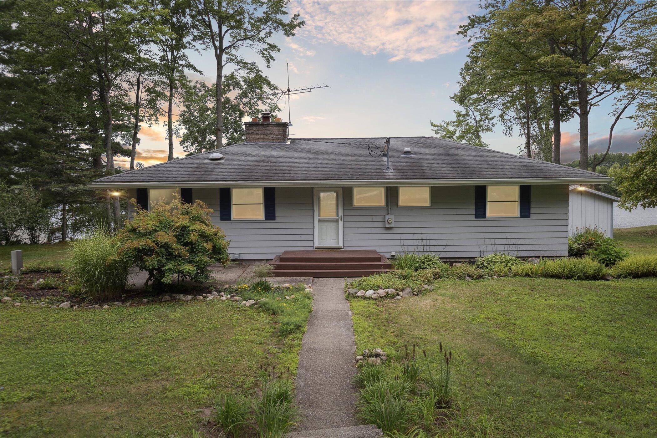 Reed City, MI 49677,10327 Indian Lake Road