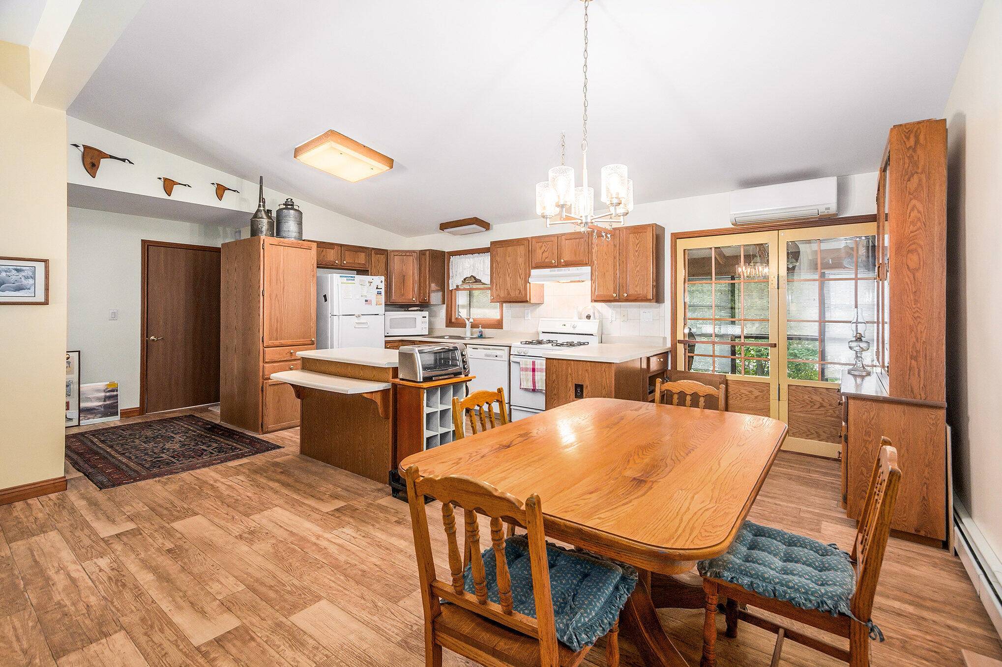 Pentwater, MI 49449,921 N Hancock Street