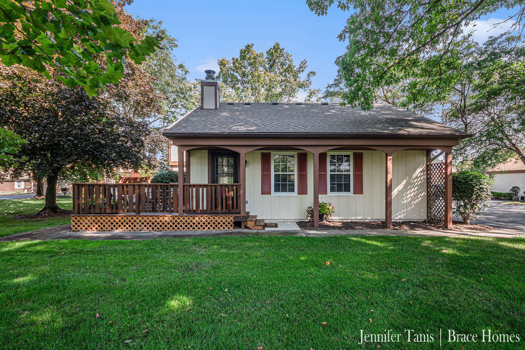 Grand Rapids, MI 49508,3569 Whispering Brook SE Drive #33