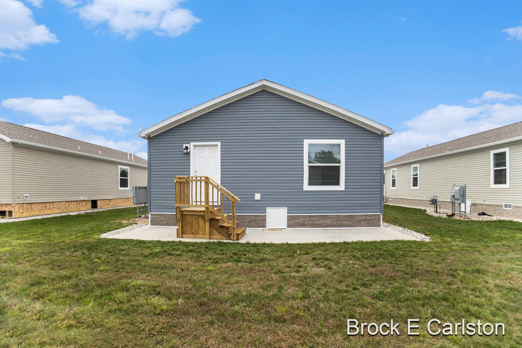 Norton Shores, MI 49441,1283 E Ellis Road #19