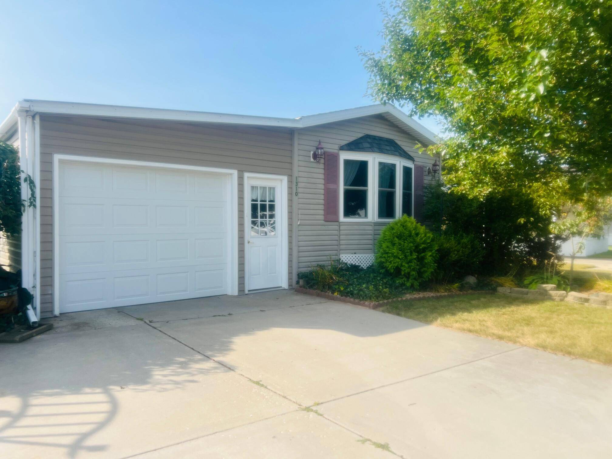 Fremont, MI 49412,1310 Windridge Lane