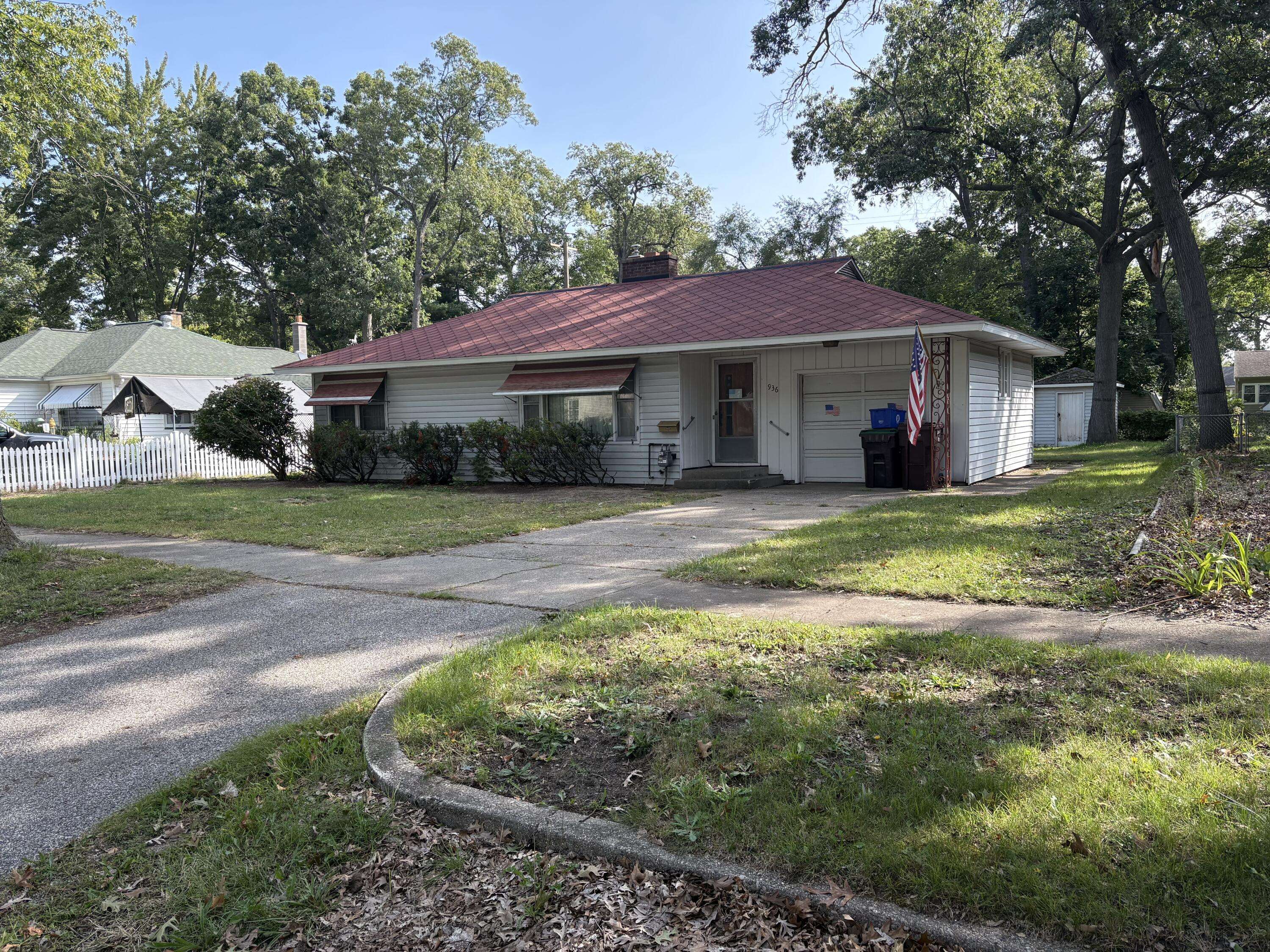 Muskegon, MI 49442,936 West Street