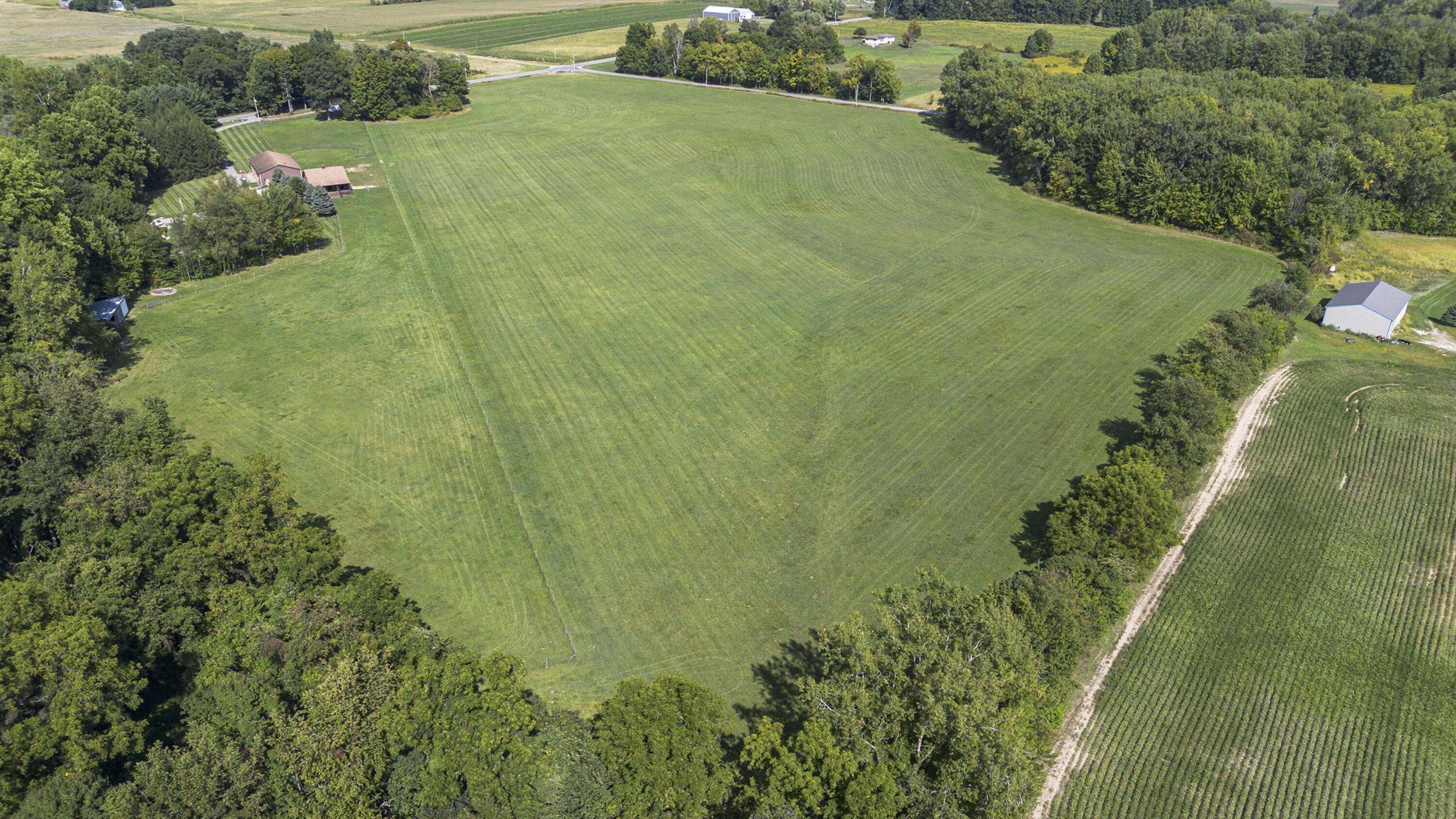 Eau Claire, MI 49111,Naomi Road