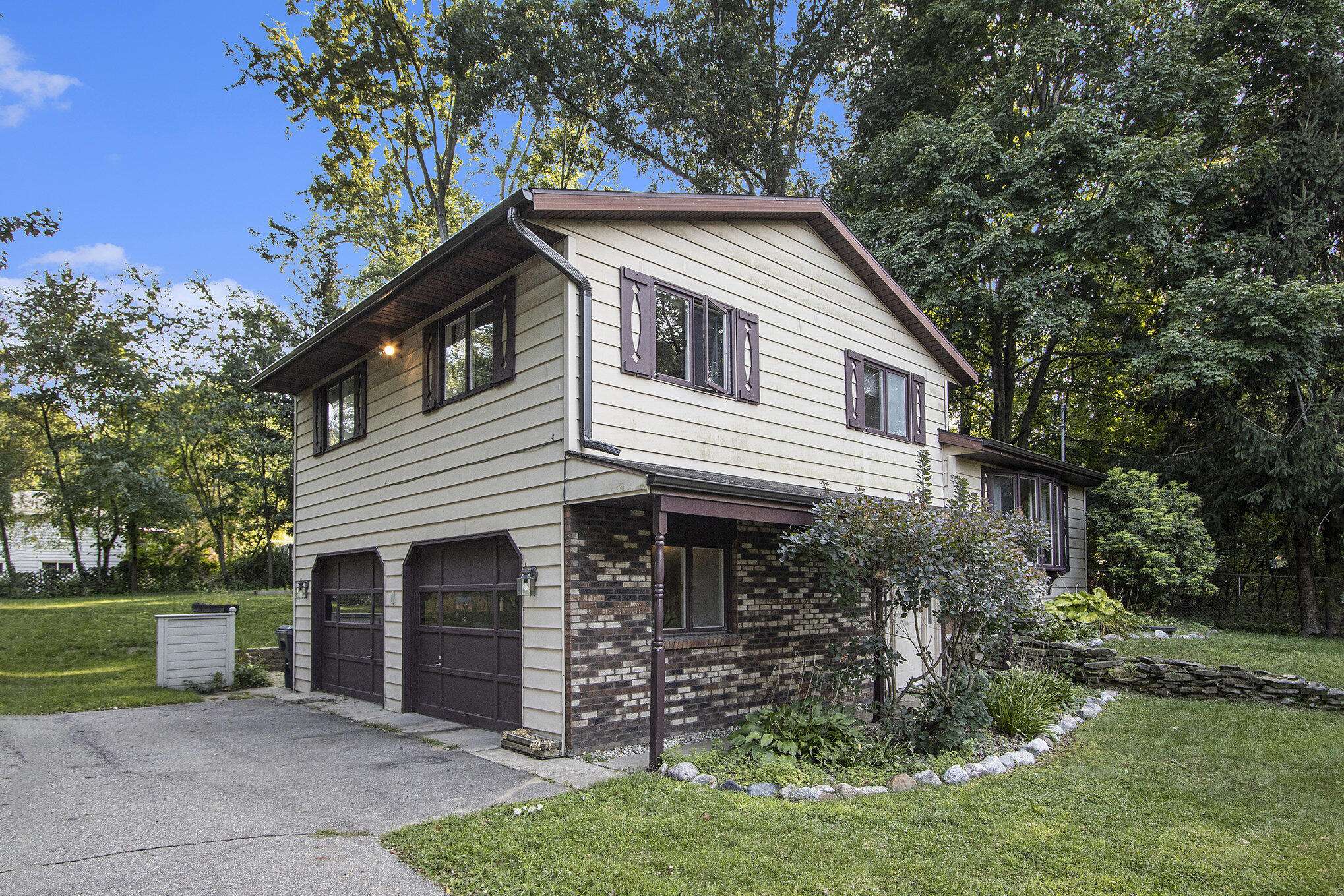 Portage, MI 49002,806 Chateau Drive