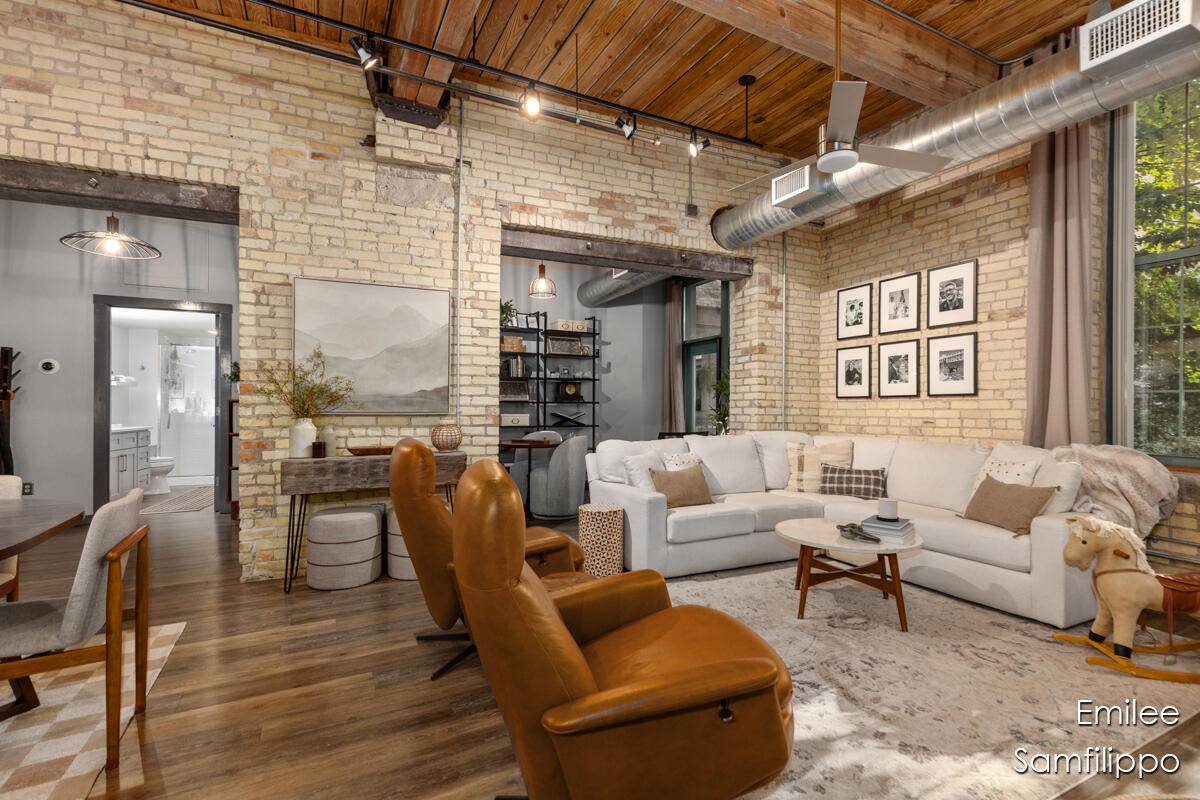 Grand Rapids, MI 49503,940 Monroe NW Avenue #101