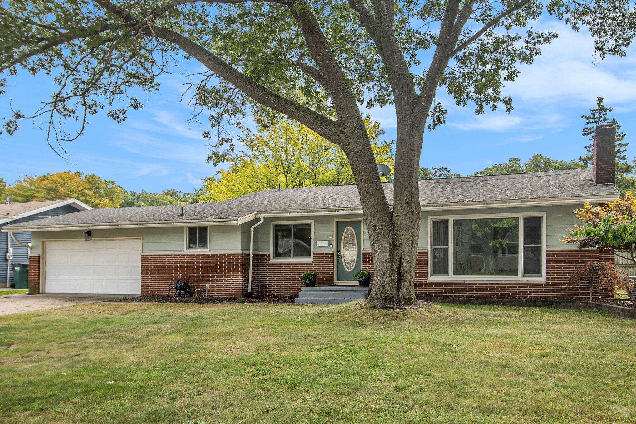 Norton Shores, MI 49441,2115 Garland Drive