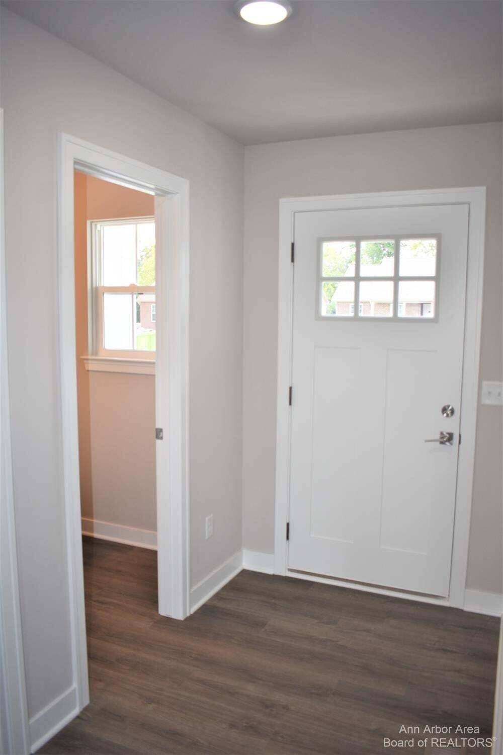 Milan, MI 48160,725 Jefferson Lane