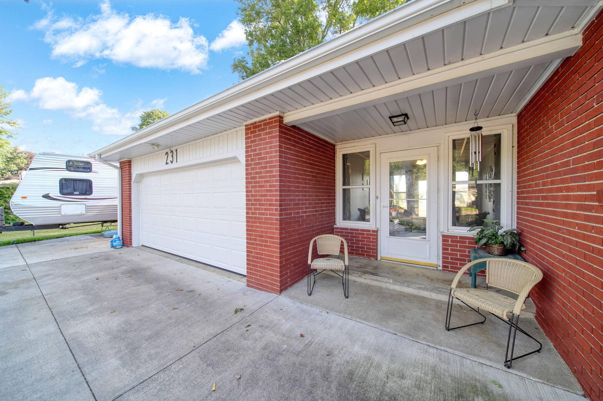 Parma, MI 49269,231 Eastlawn