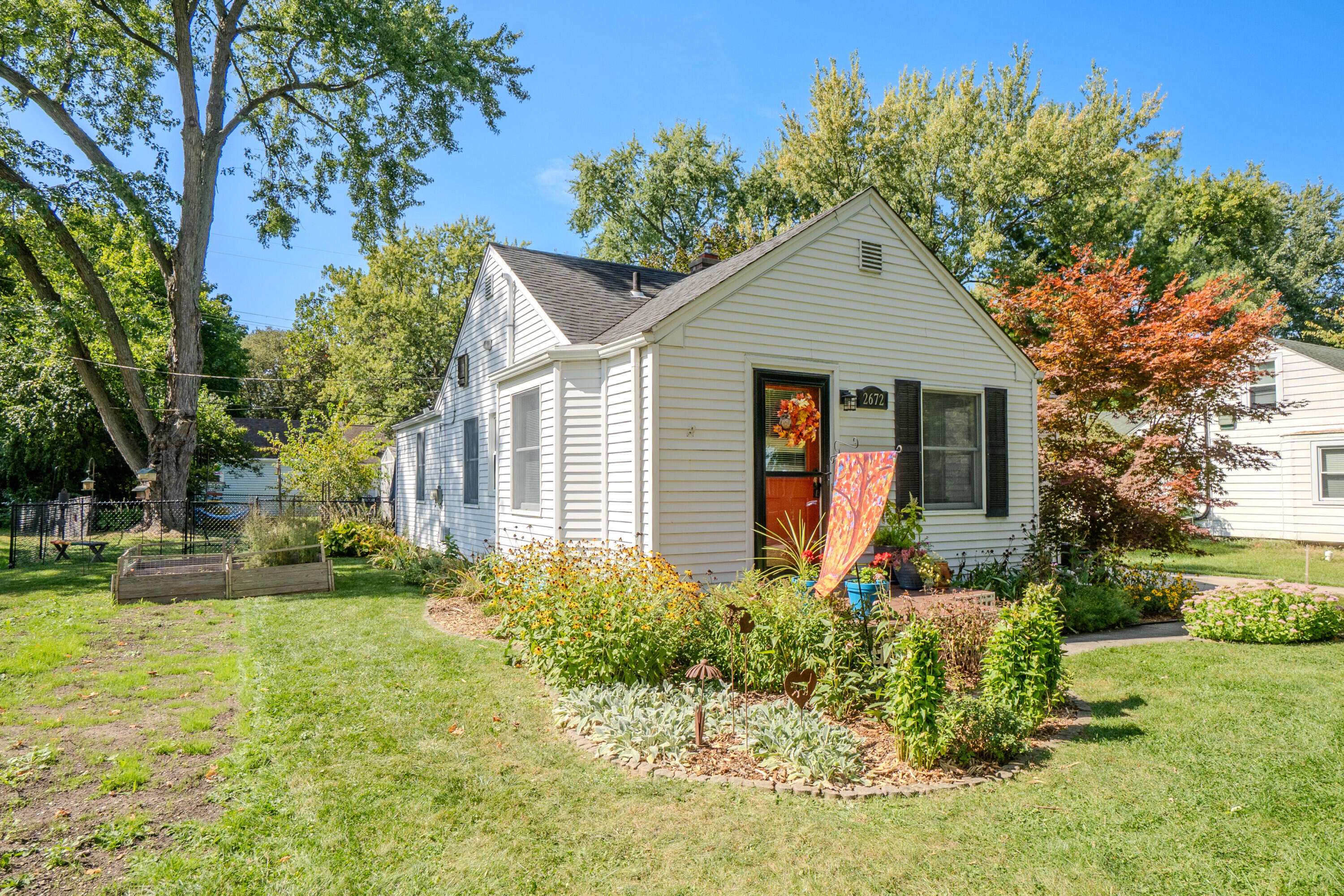 Ann Arbor, MI 48104,2672 Maplewood Avenue