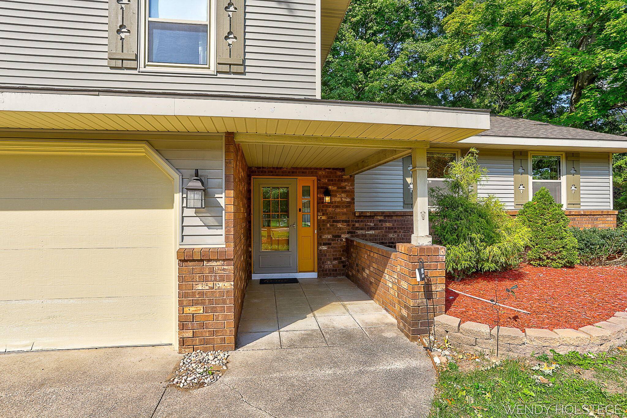 Holland, MI 49423,776 Meadowbrook Avenue