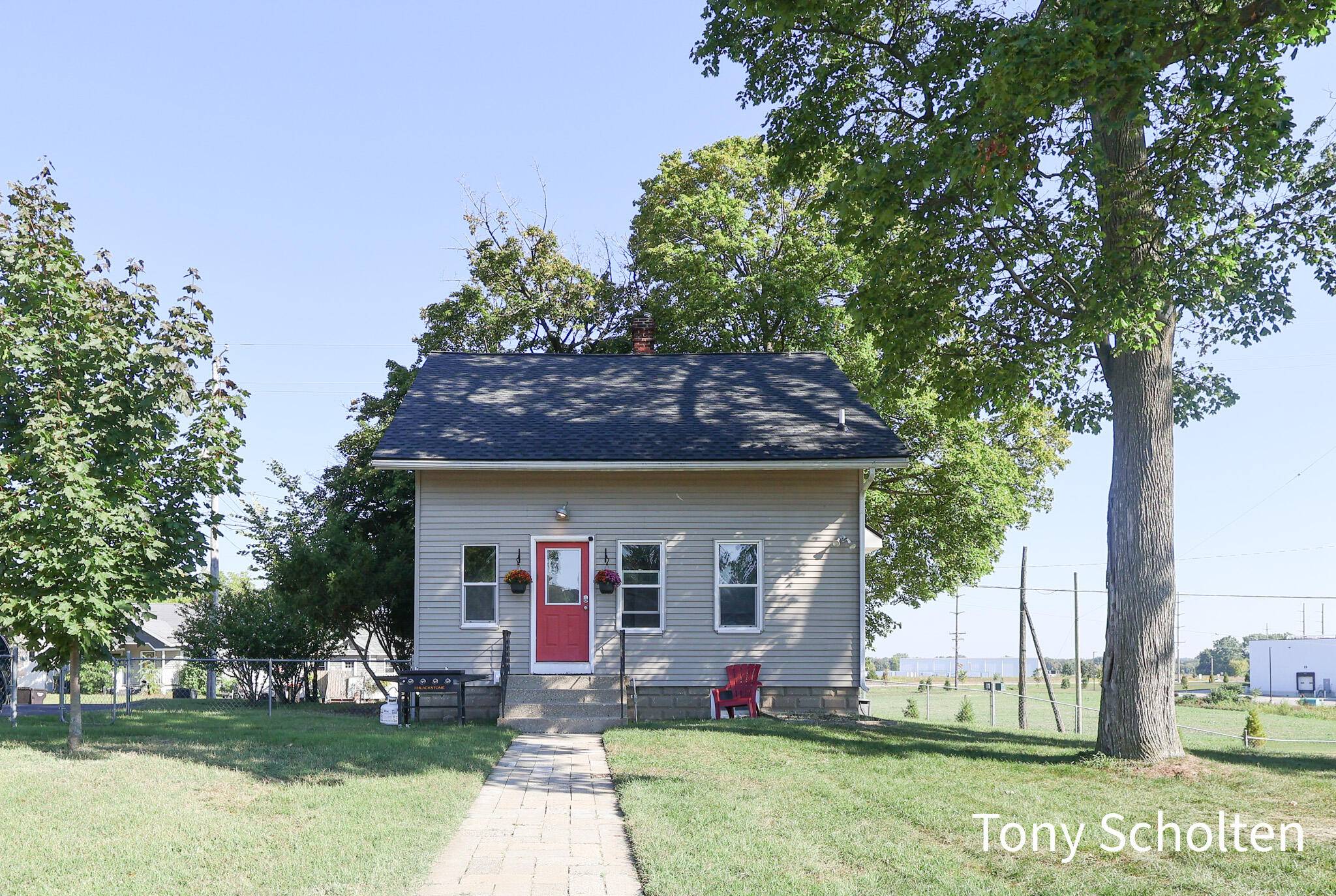 Hudsonville, MI 49426,3108 Van Buren Street