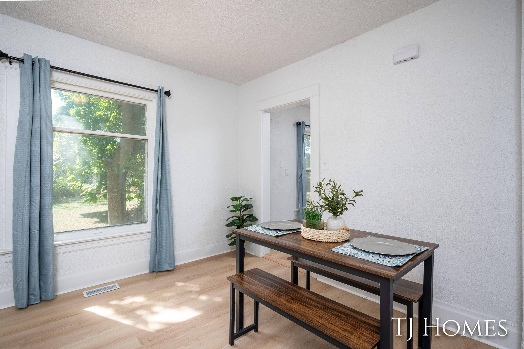 Muskegon, MI 49444,2209 9th Street